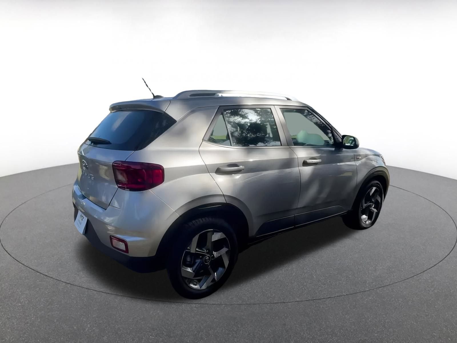 Thumbnail: 2025 Hyundai Venue - 23