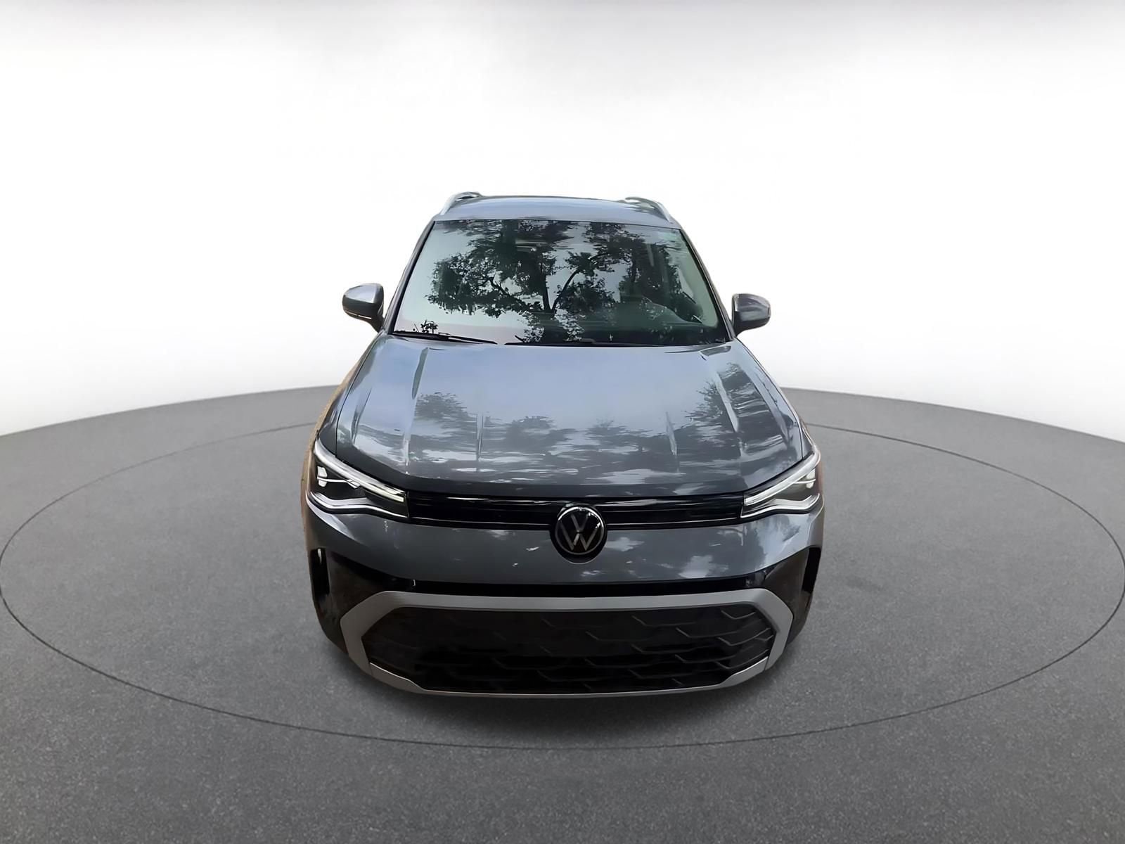 Thumbnail: 2025 Volkswagen Taos - 4