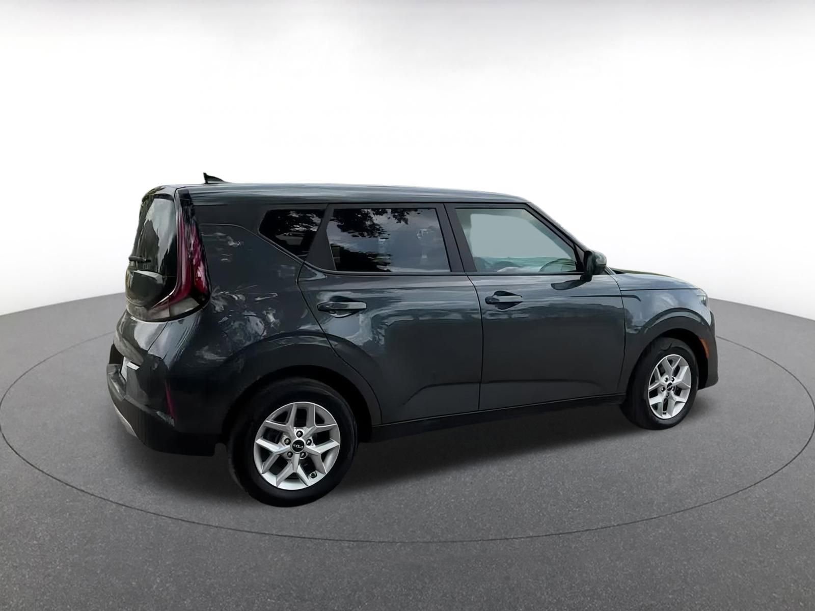 Thumbnail: 2023 Kia Soul - 12