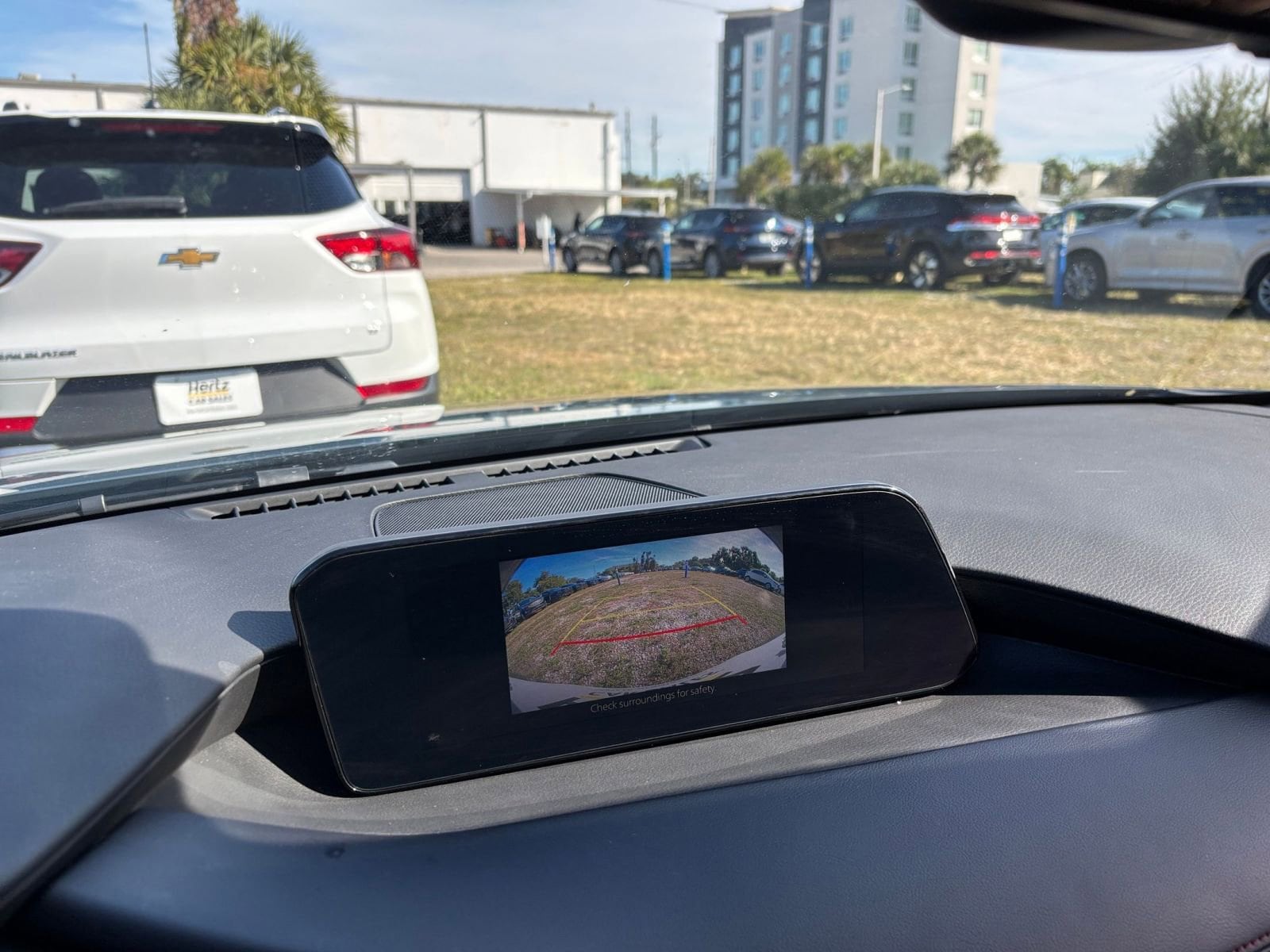 Thumbnail: 2025 Mazda Mazda3 - 20