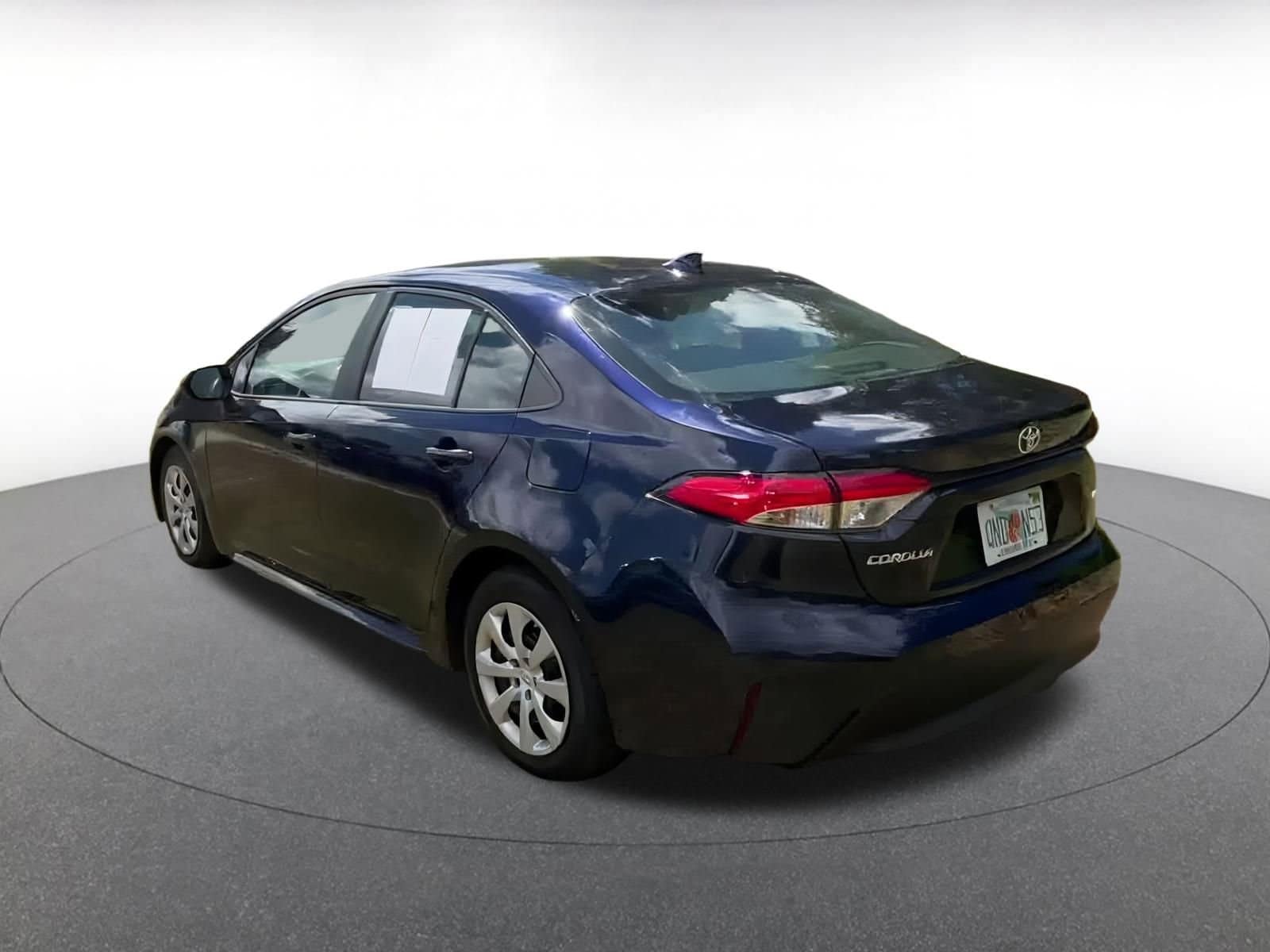 Thumbnail: 2023 Toyota Corolla - 11