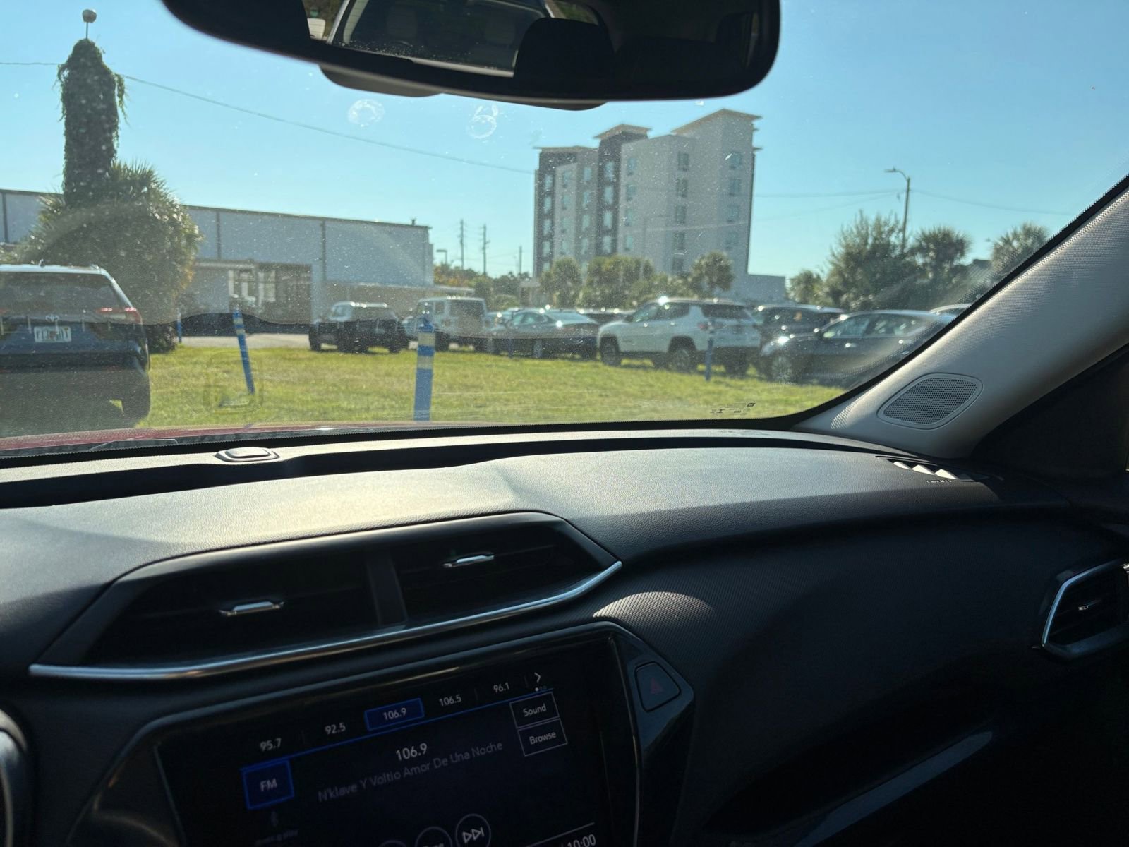 Thumbnail: 2023 Chevrolet TrailBlazer - 35