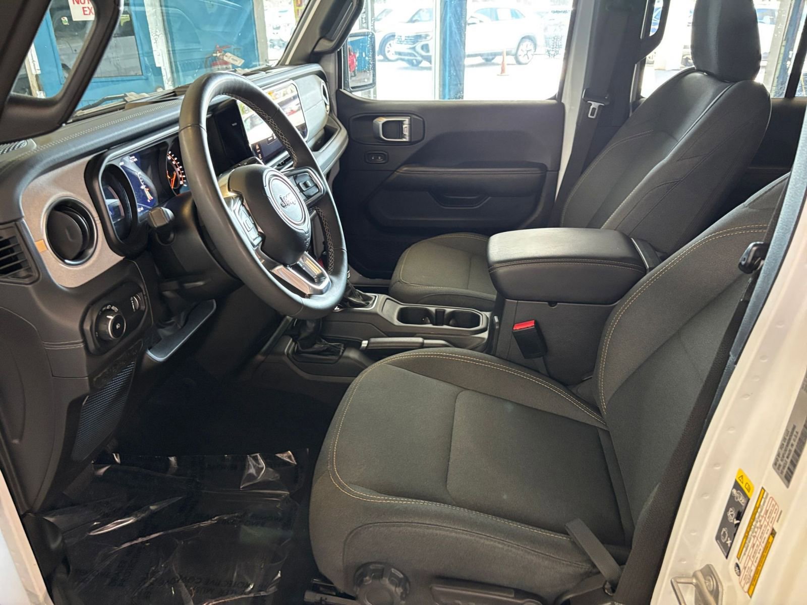 Thumbnail: 2025 Jeep Wrangler - 27