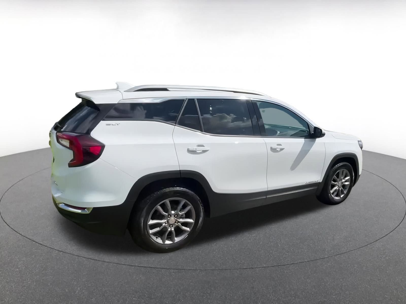 Thumbnail: 2024 GMC Terrain - 15