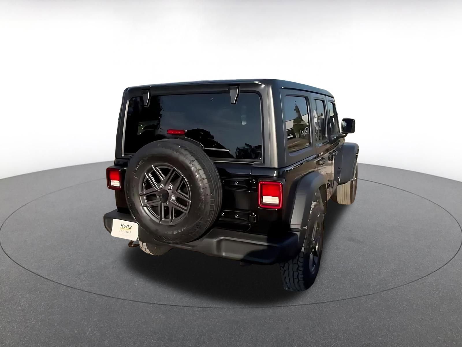 Thumbnail: 2025 Jeep Wrangler - 11