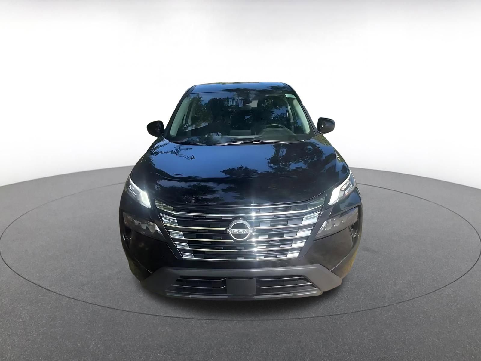 Thumbnail: 2025 Nissan Rogue - 4