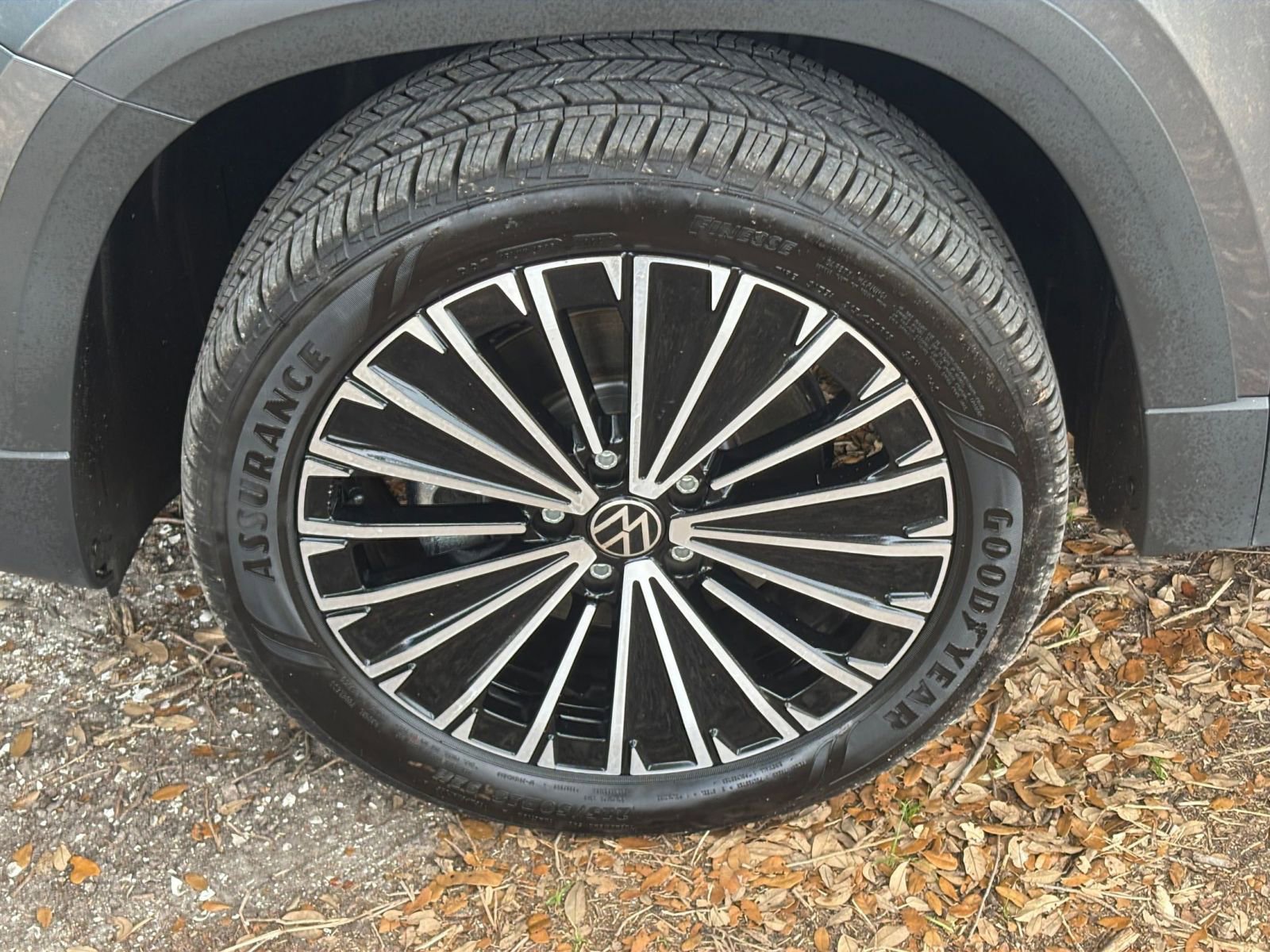 Thumbnail: 2025 Volkswagen Taos - 31