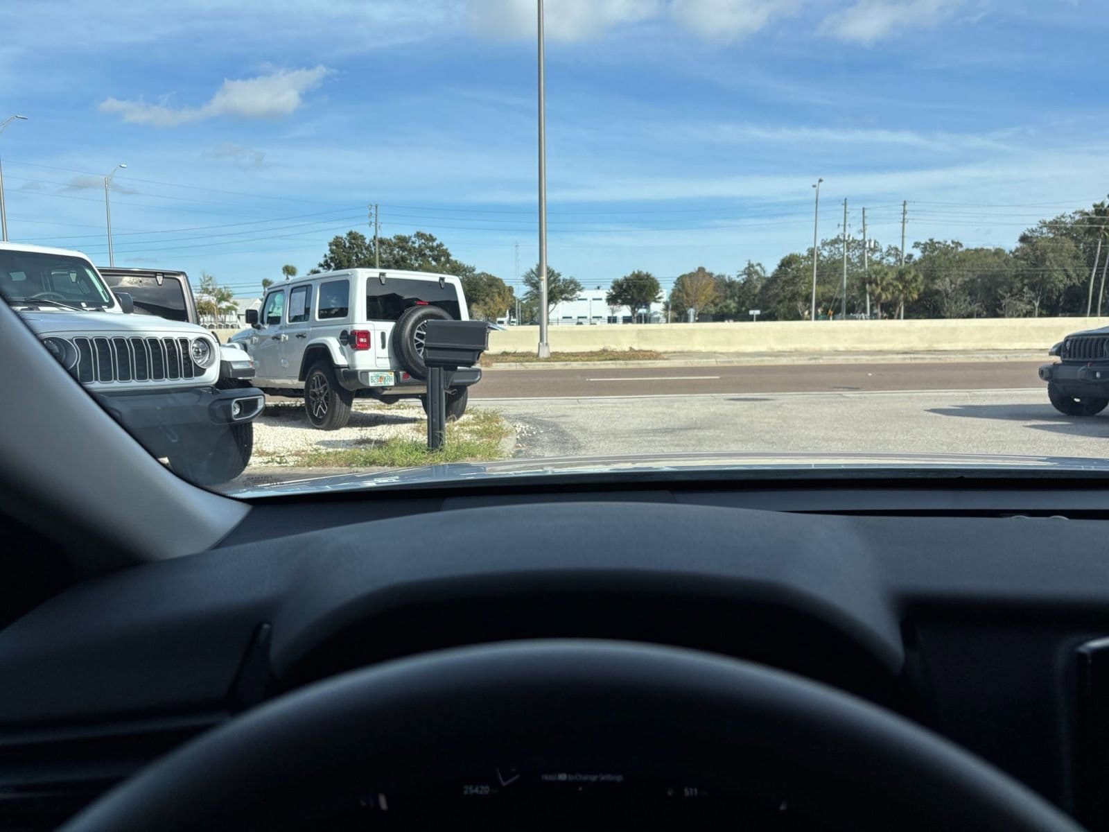 Thumbnail: 2025 Toyota Camry - 34