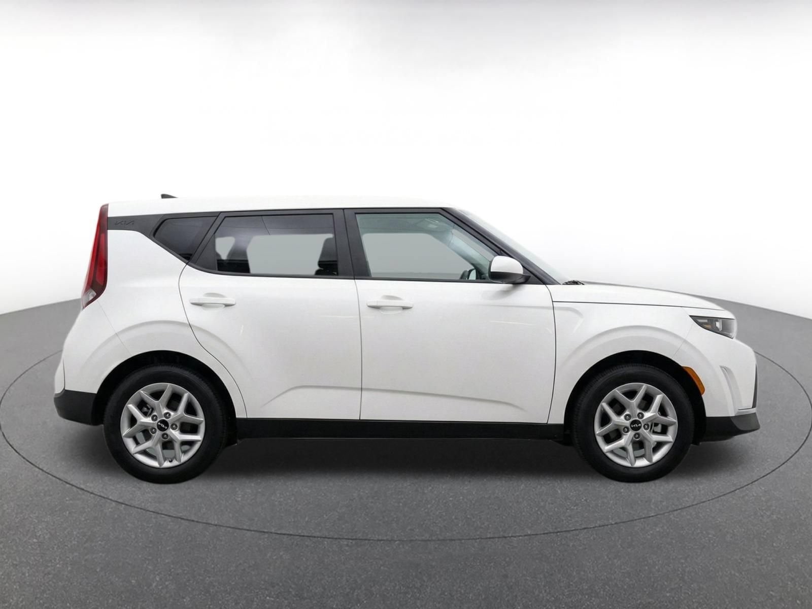 Thumbnail: 2025 Kia Soul - 10