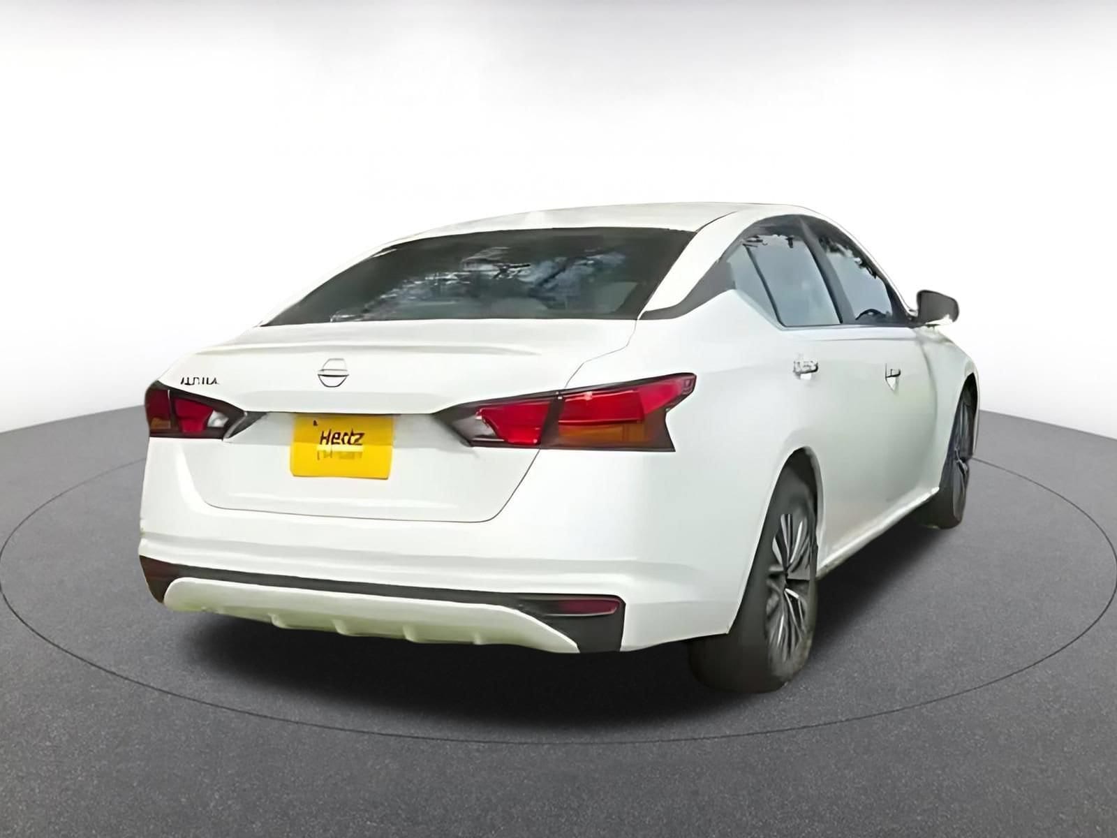 Thumbnail: 2025 Nissan Altima - 13