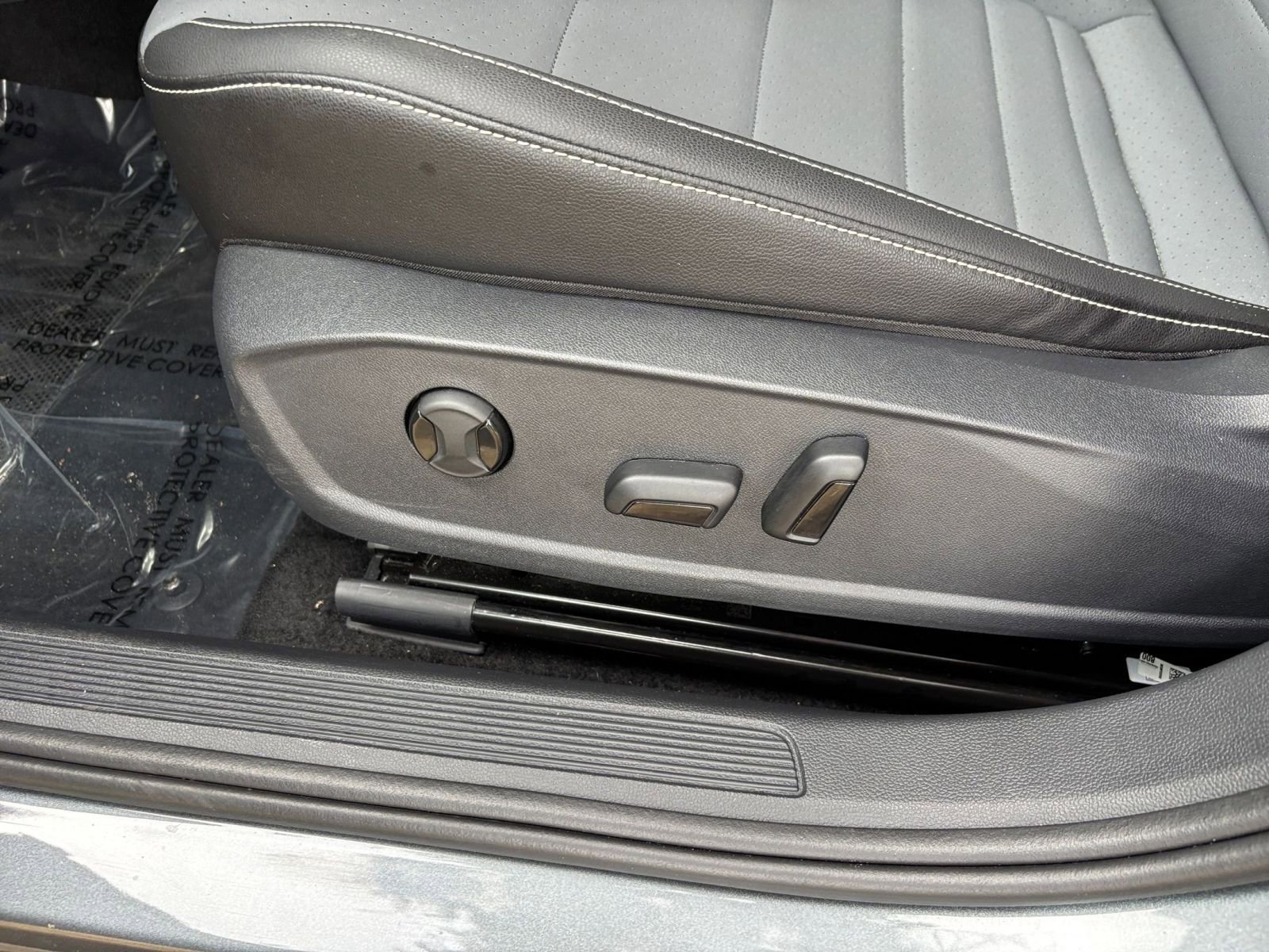 Thumbnail: 2025 Volkswagen Jetta - 24