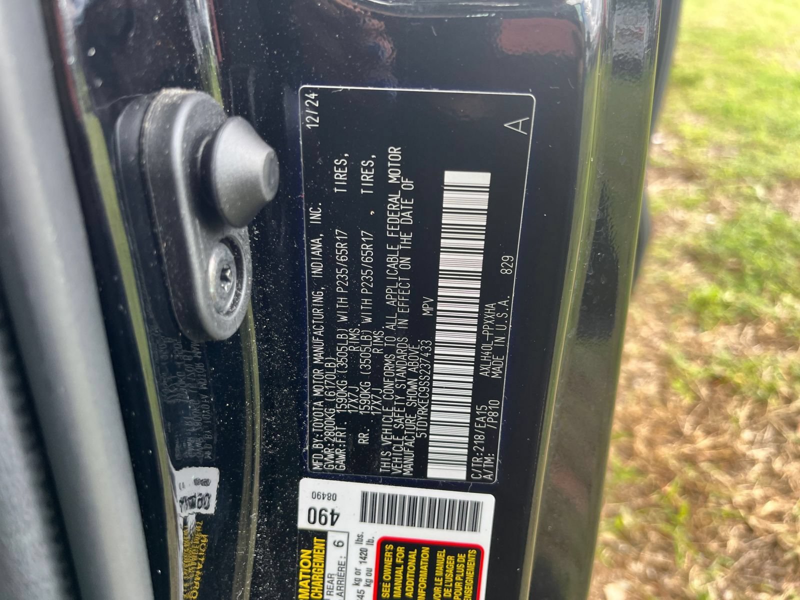 Thumbnail: 2025 Toyota Sienna - 26