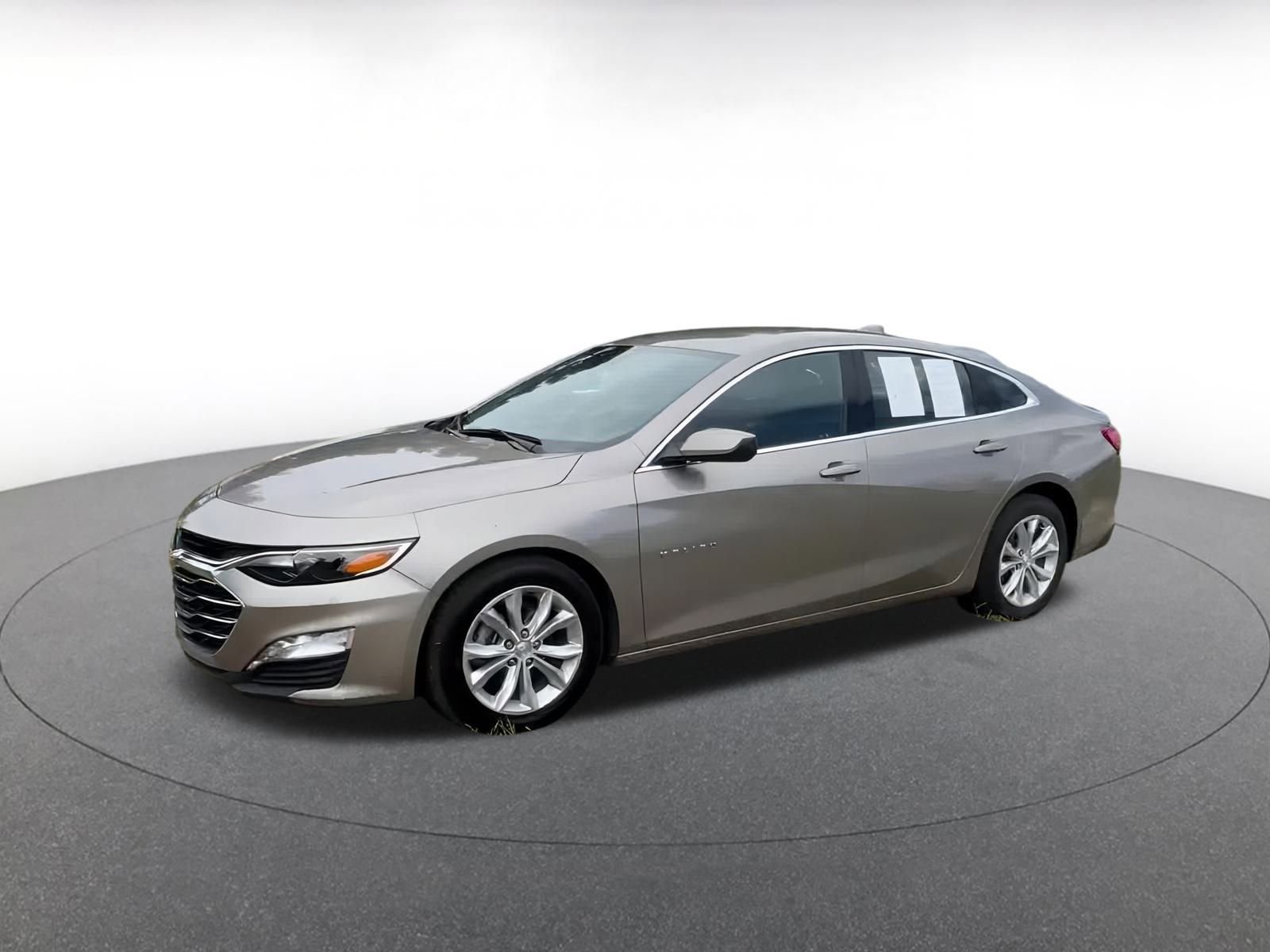 Thumbnail: 2024 Chevrolet Malibu - 8
