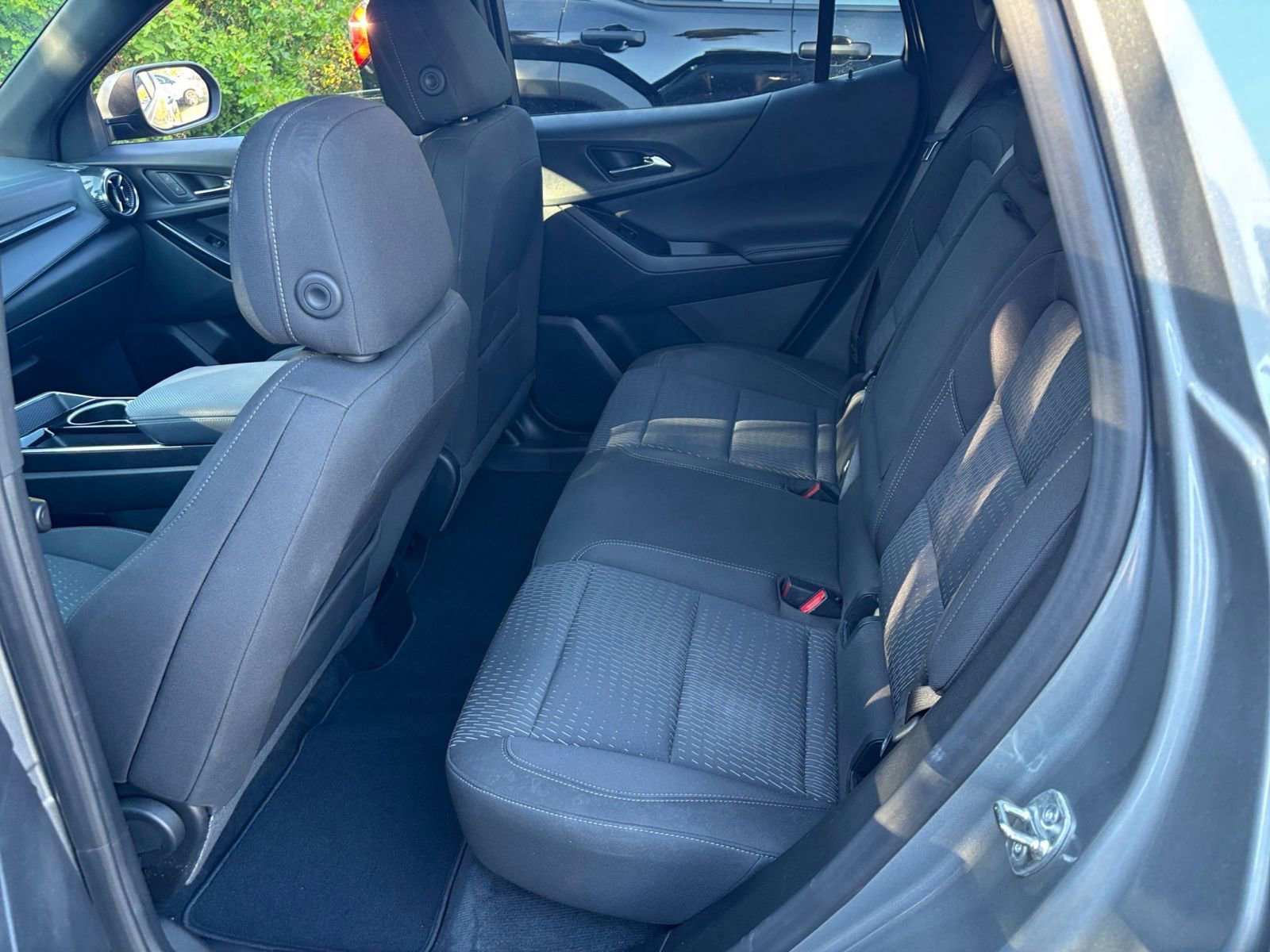 Thumbnail: 2025 Chevrolet Equinox - 25