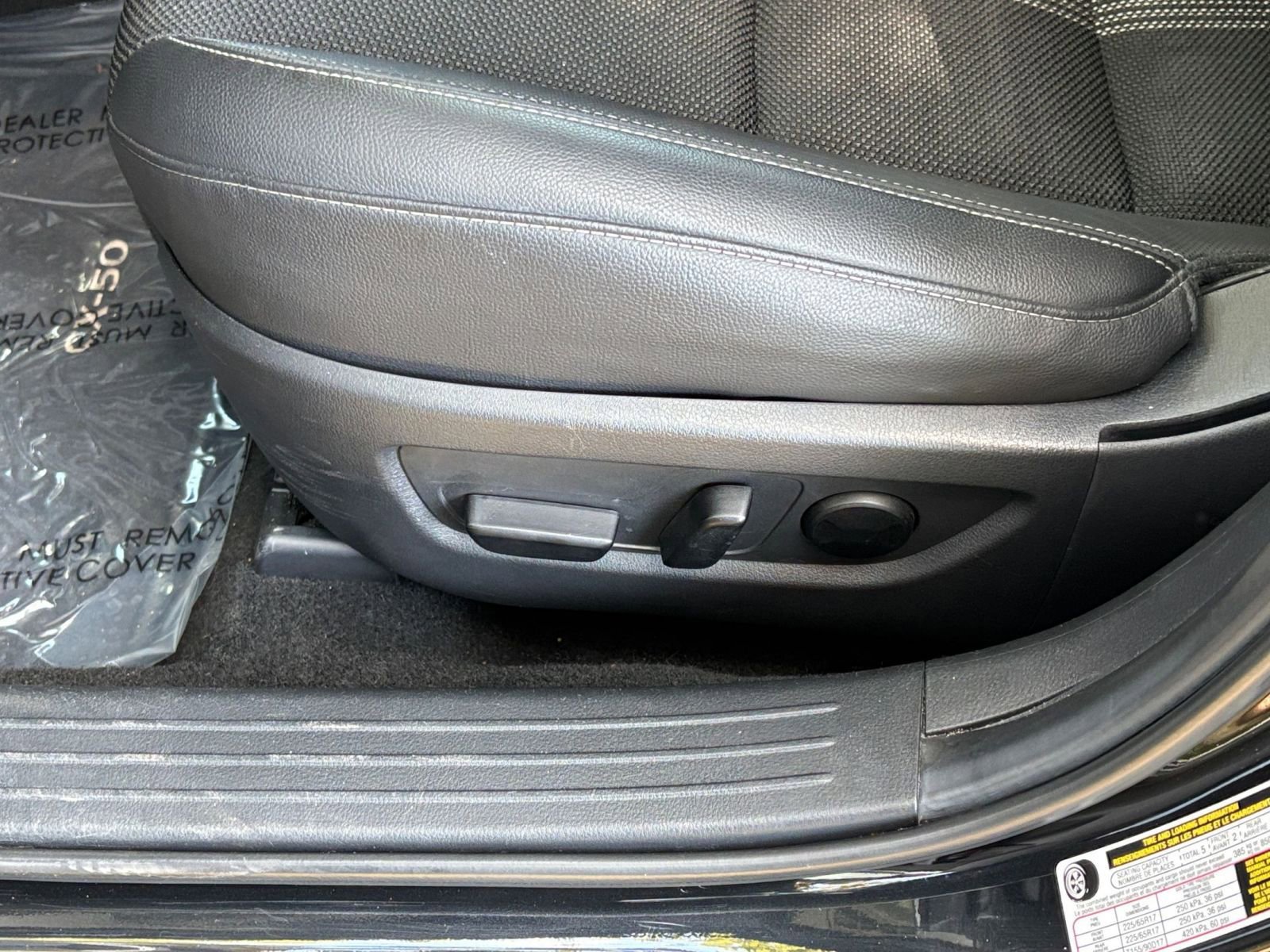 Thumbnail: 2025 Mazda CX-50 - 23