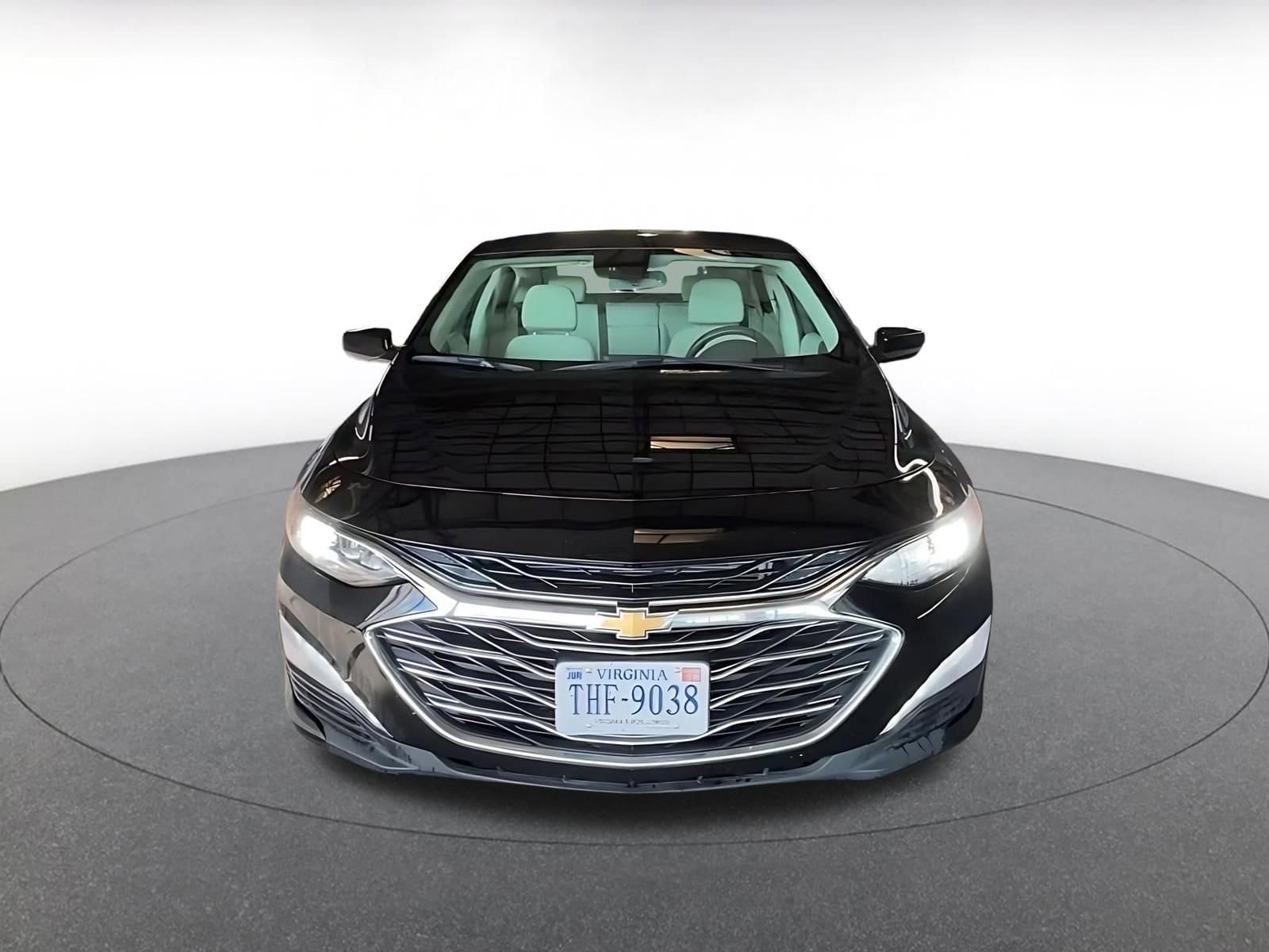 Thumbnail: 2024 Chevrolet Malibu - 3