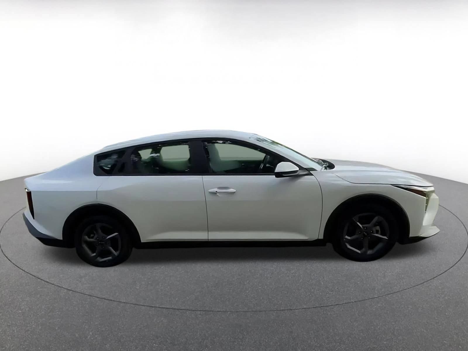 Thumbnail: 2025 Kia K4 - 16