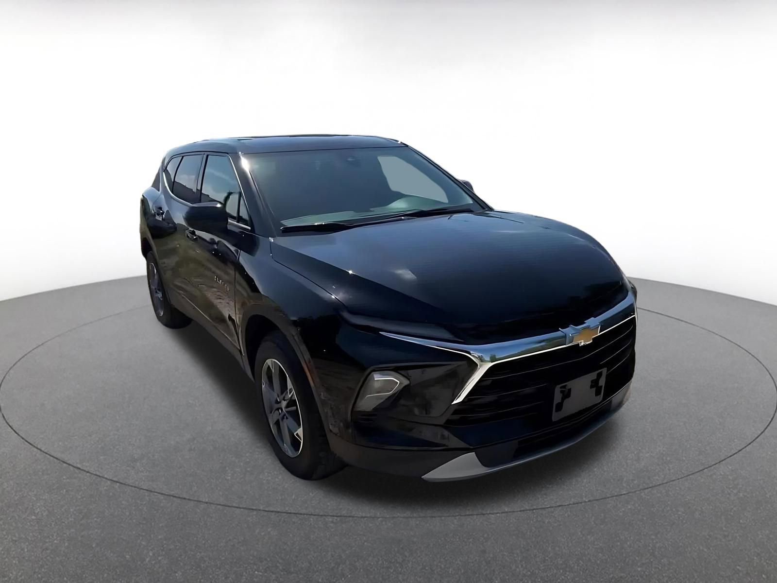 Thumbnail: 2025 Chevrolet Blazer - 3