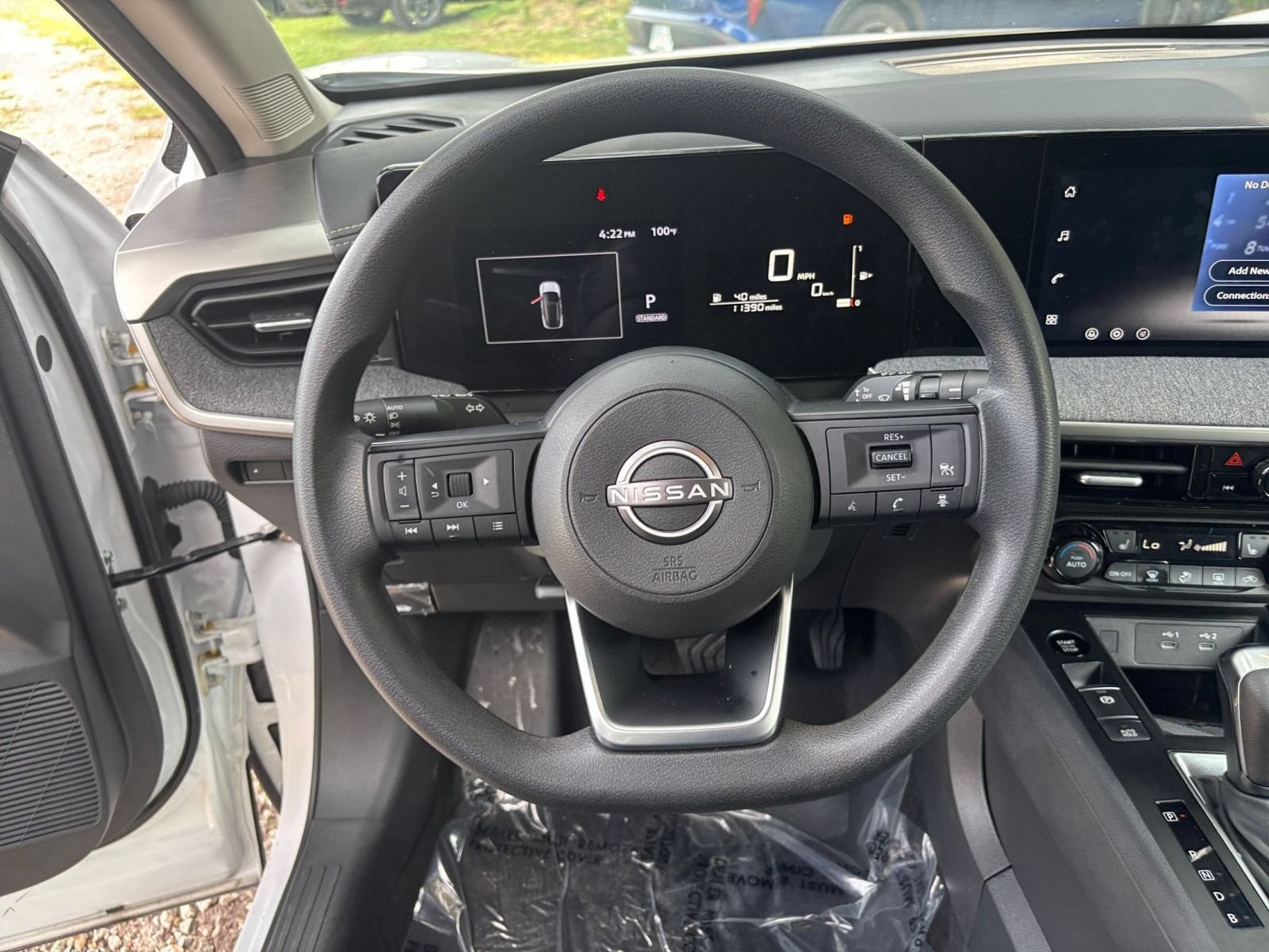 Thumbnail: 2026 Nissan Kicks - 28