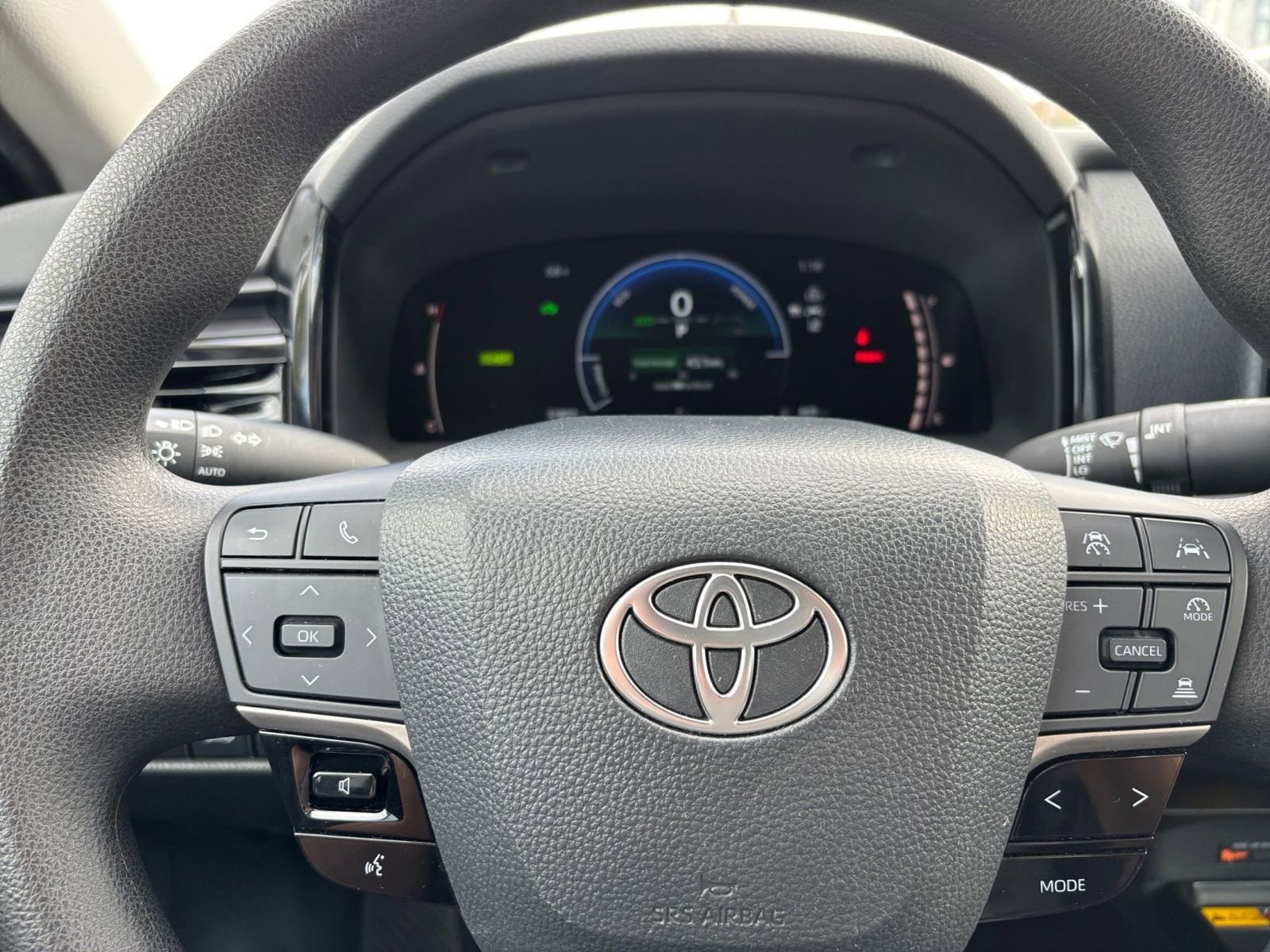 Thumbnail: 2025 Toyota Camry - 28