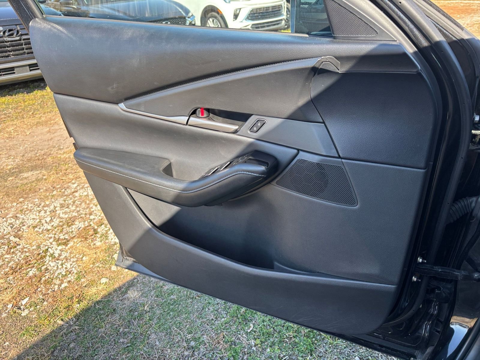 Thumbnail: 2025 Mazda CX-30 - 18