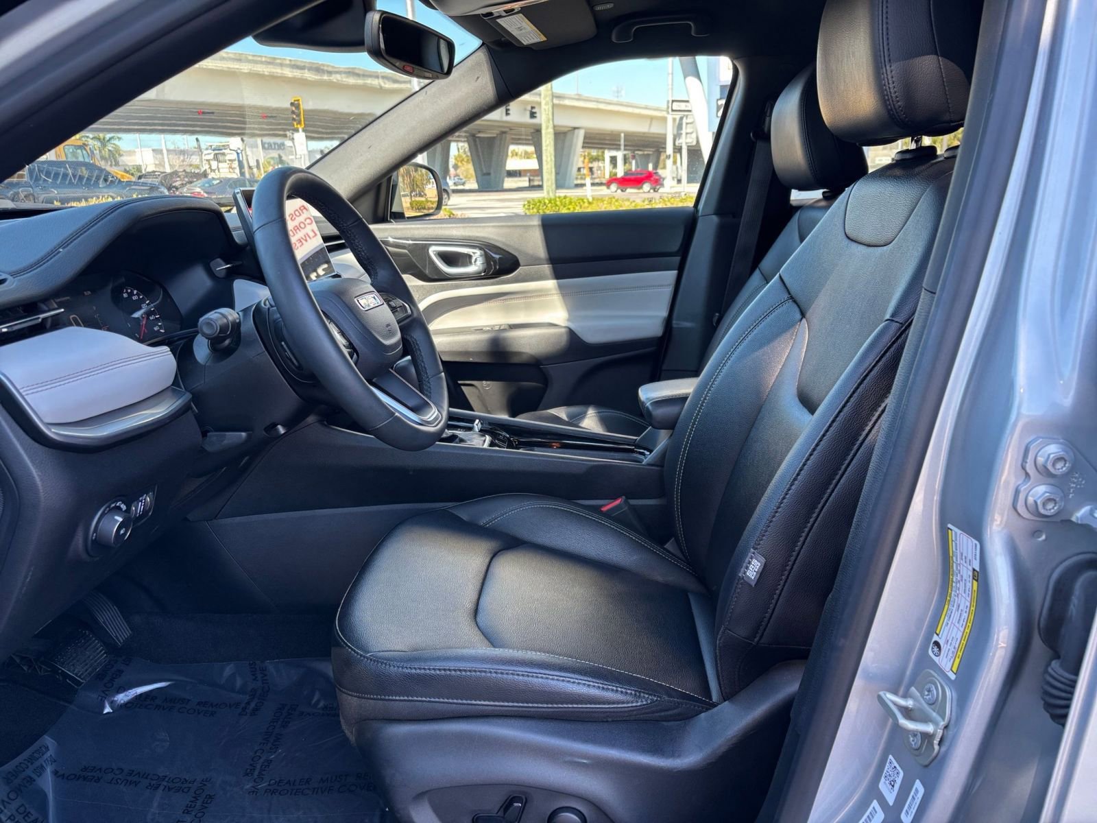 Thumbnail: 2025 Jeep Compass - 28