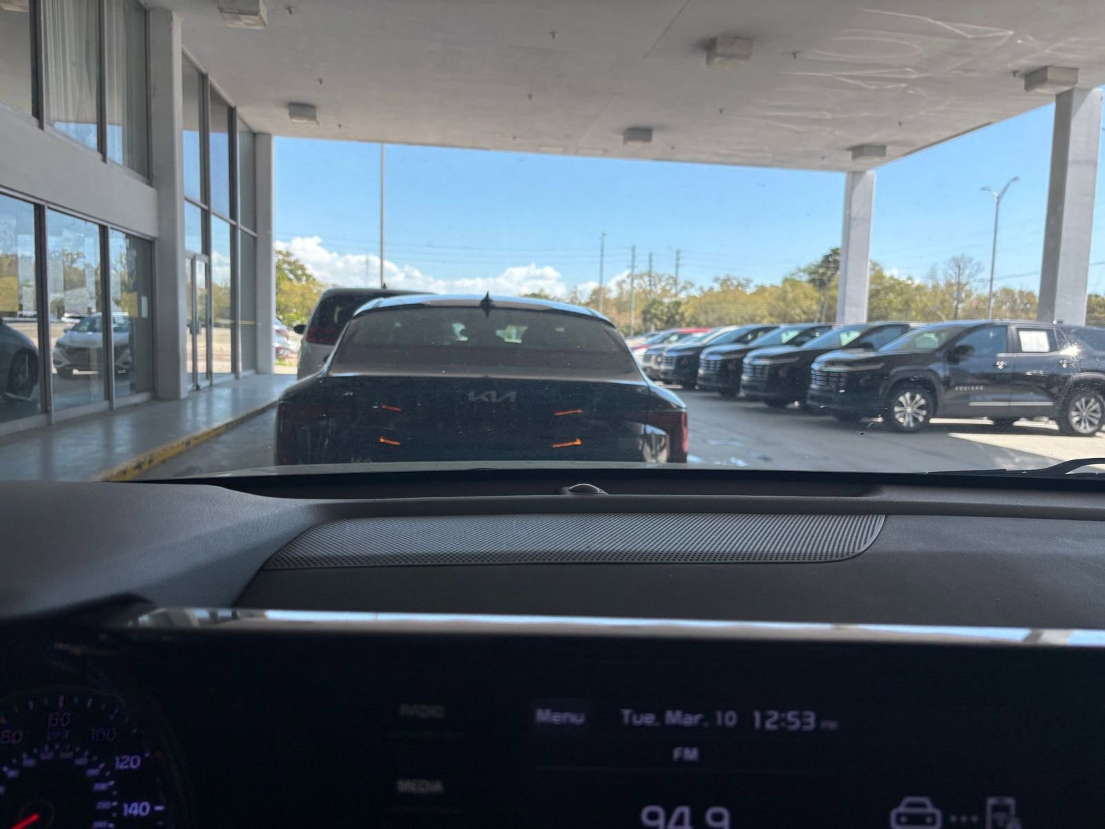 Thumbnail: 2023 Kia K5 - 17