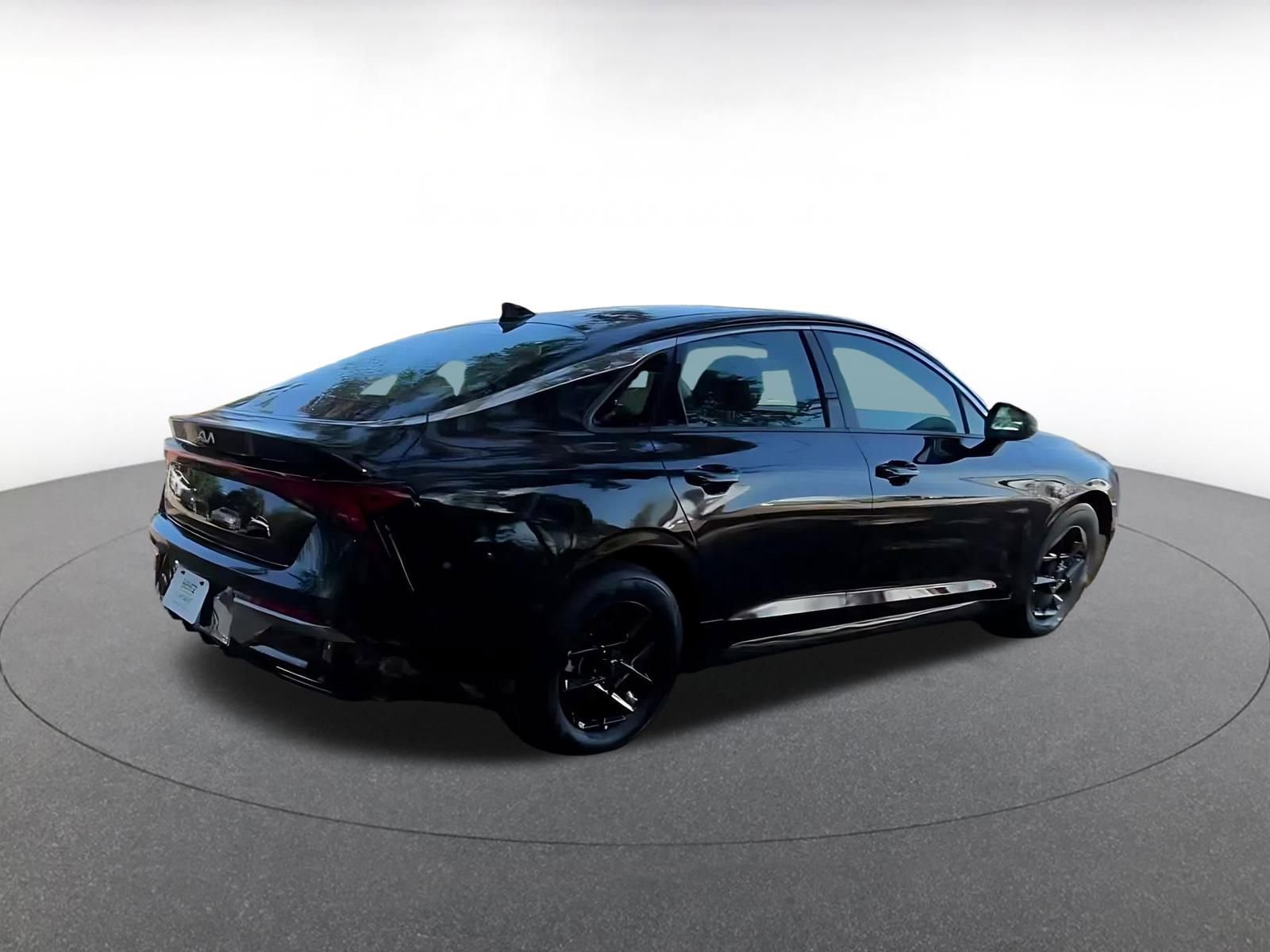 Thumbnail: 2025 Kia K5 - 16