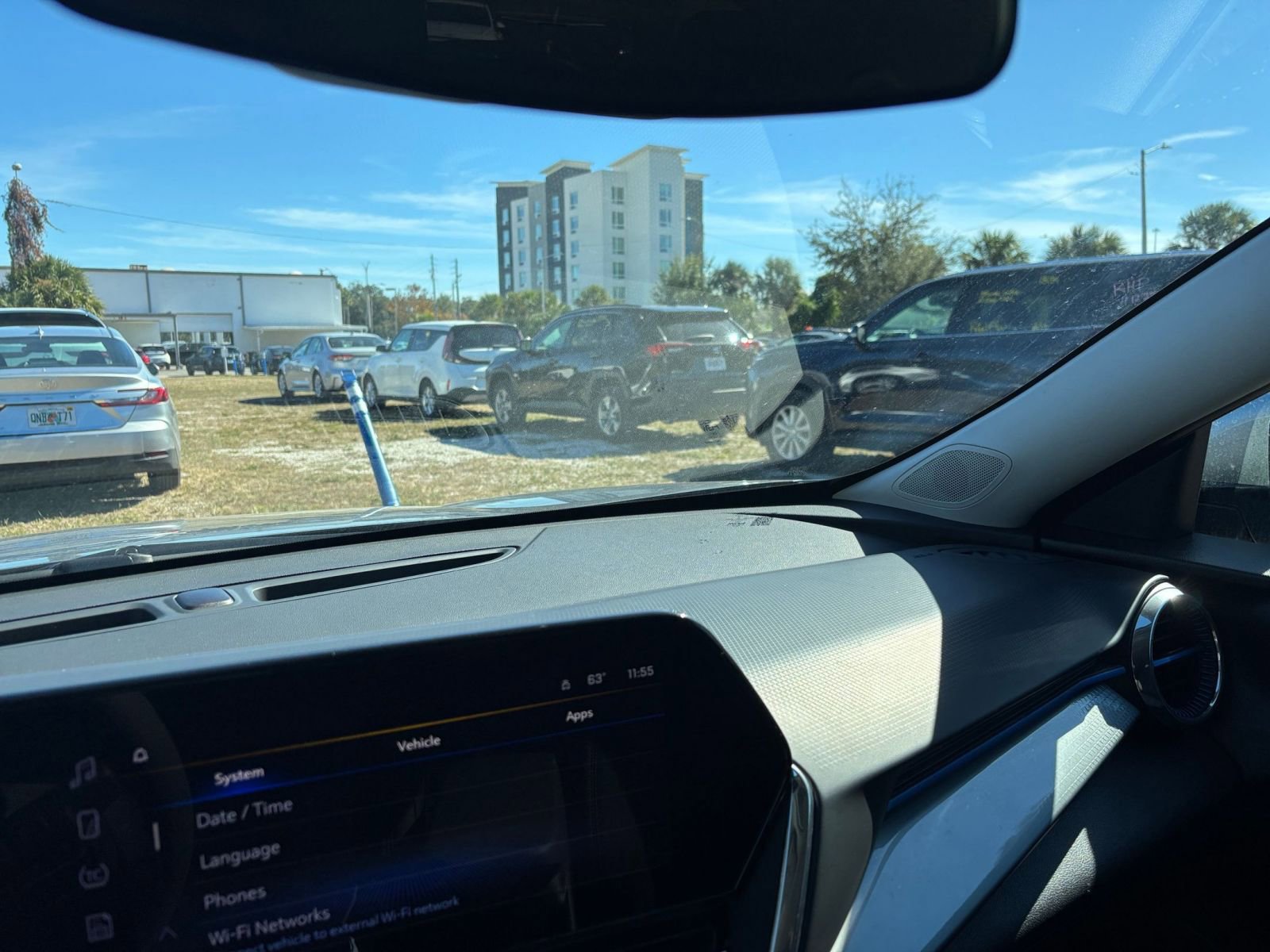 Thumbnail: 2025 Chevrolet Trax - 35