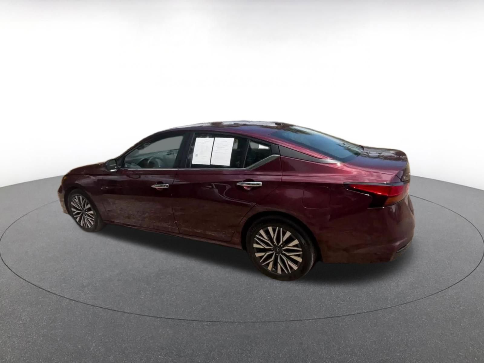 Thumbnail: 2025 Nissan Altima - 10