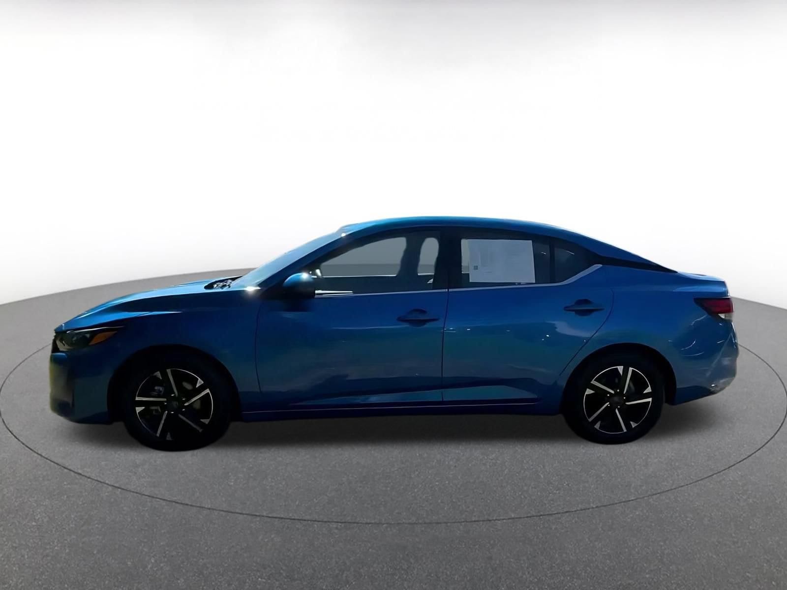Thumbnail: 2025 Nissan Sentra - 9