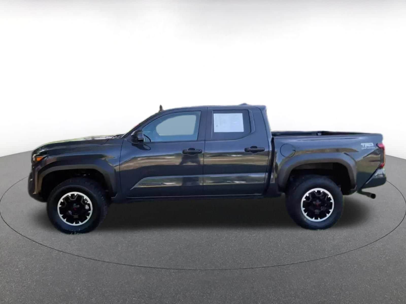 Thumbnail: 2024 Toyota Tacoma - 9