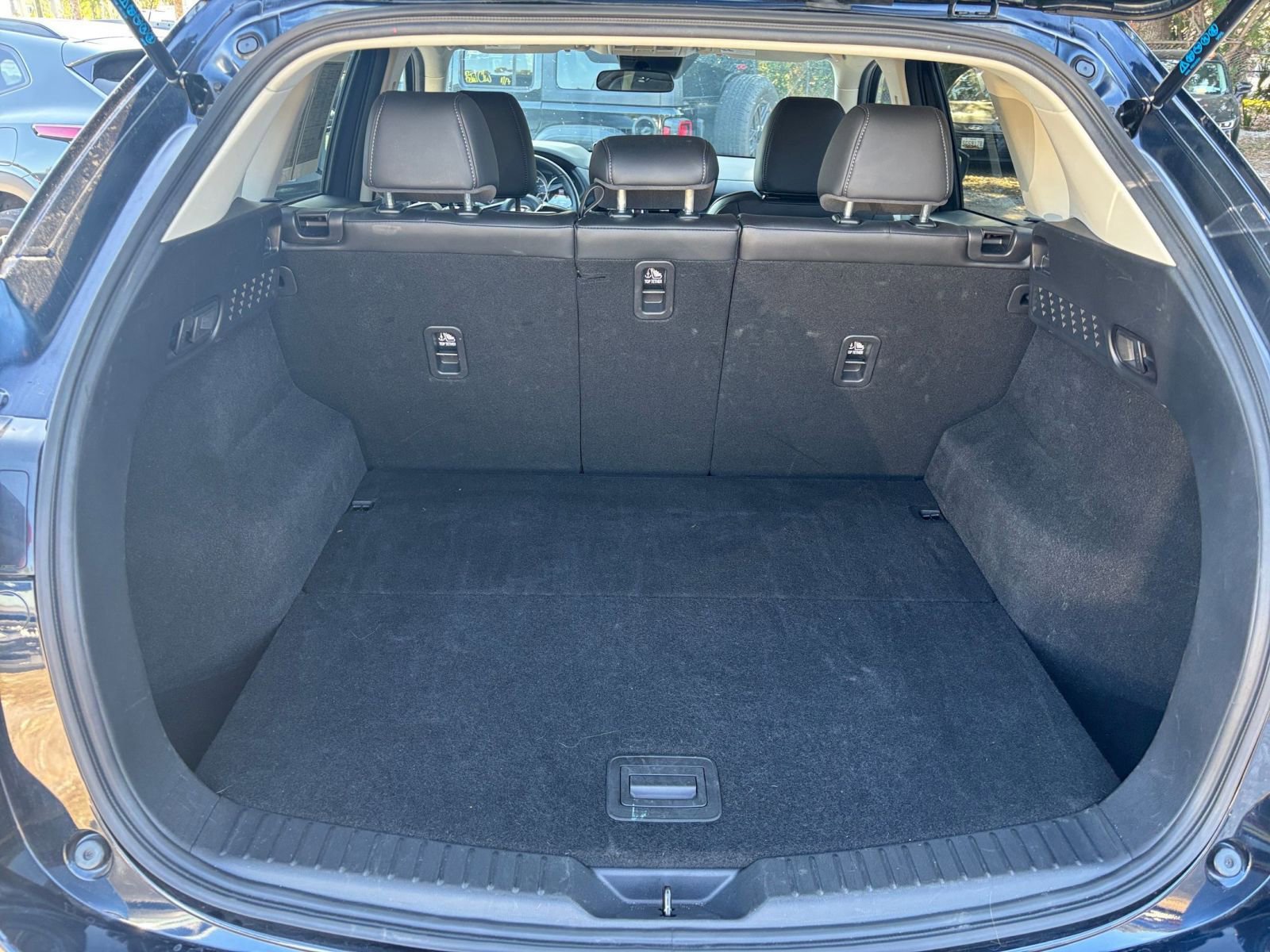 Thumbnail: 2025 Mazda CX-5 - 31