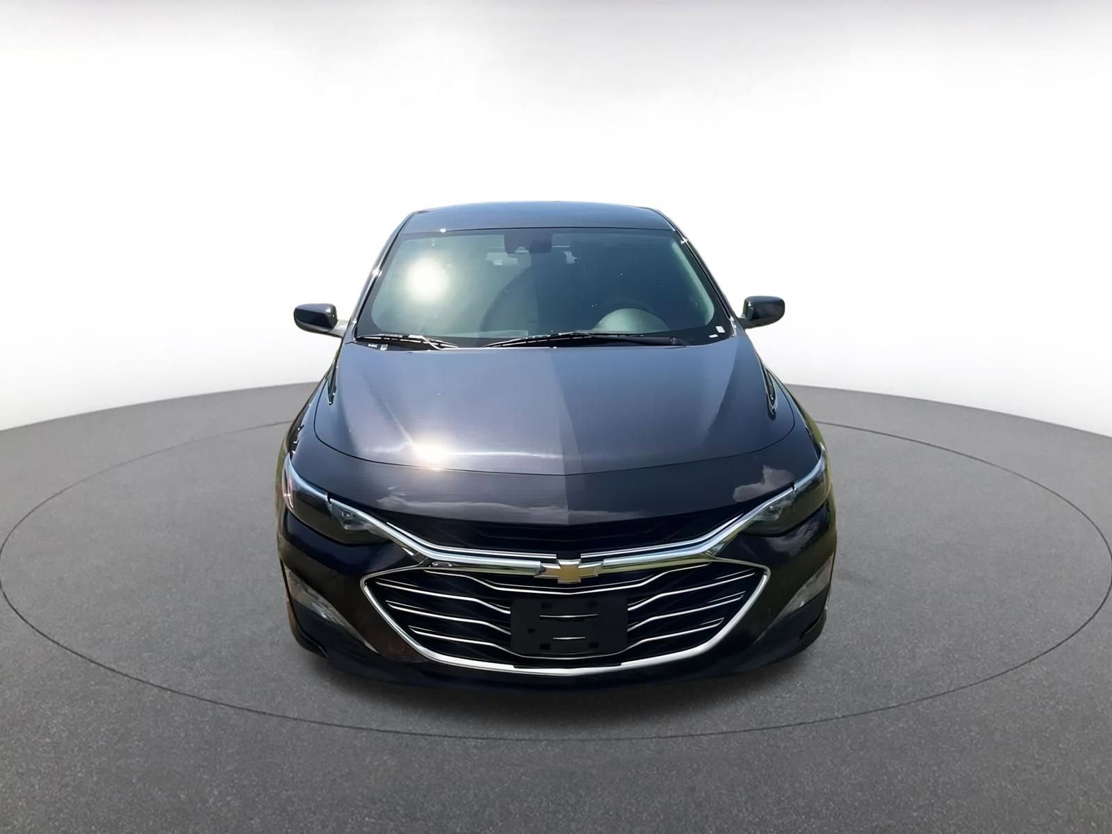 Thumbnail: 2023 Chevrolet Malibu - 4