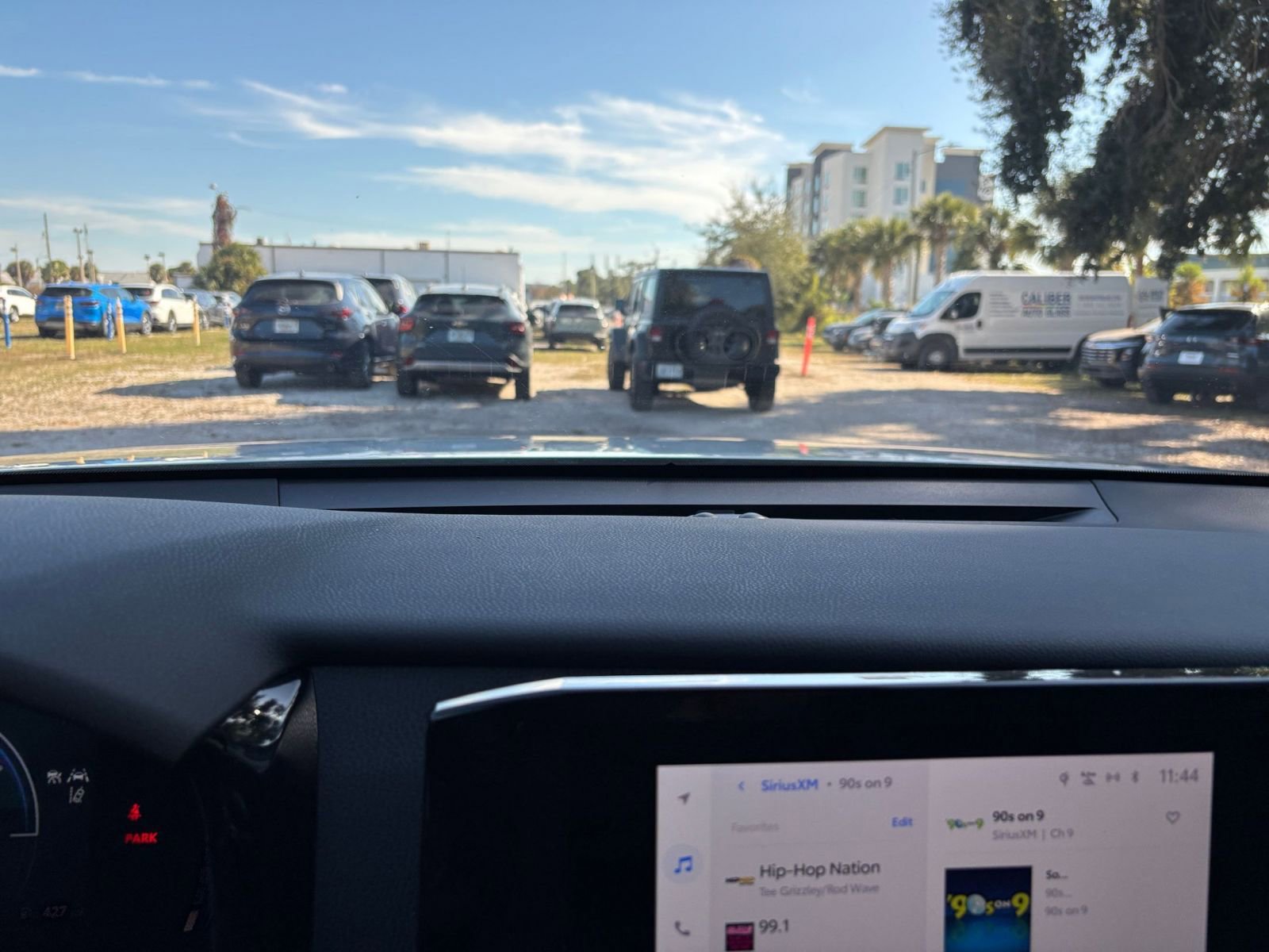 Thumbnail: 2025 Toyota Camry - 18