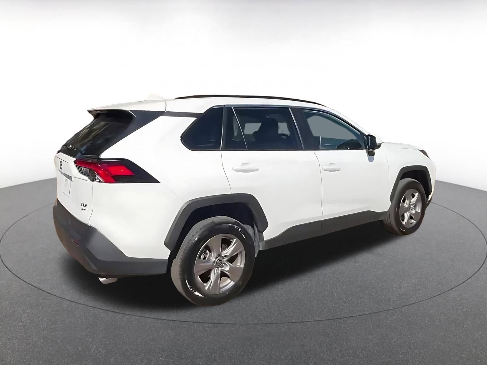 Thumbnail: 2024 Toyota RAV4 - 15