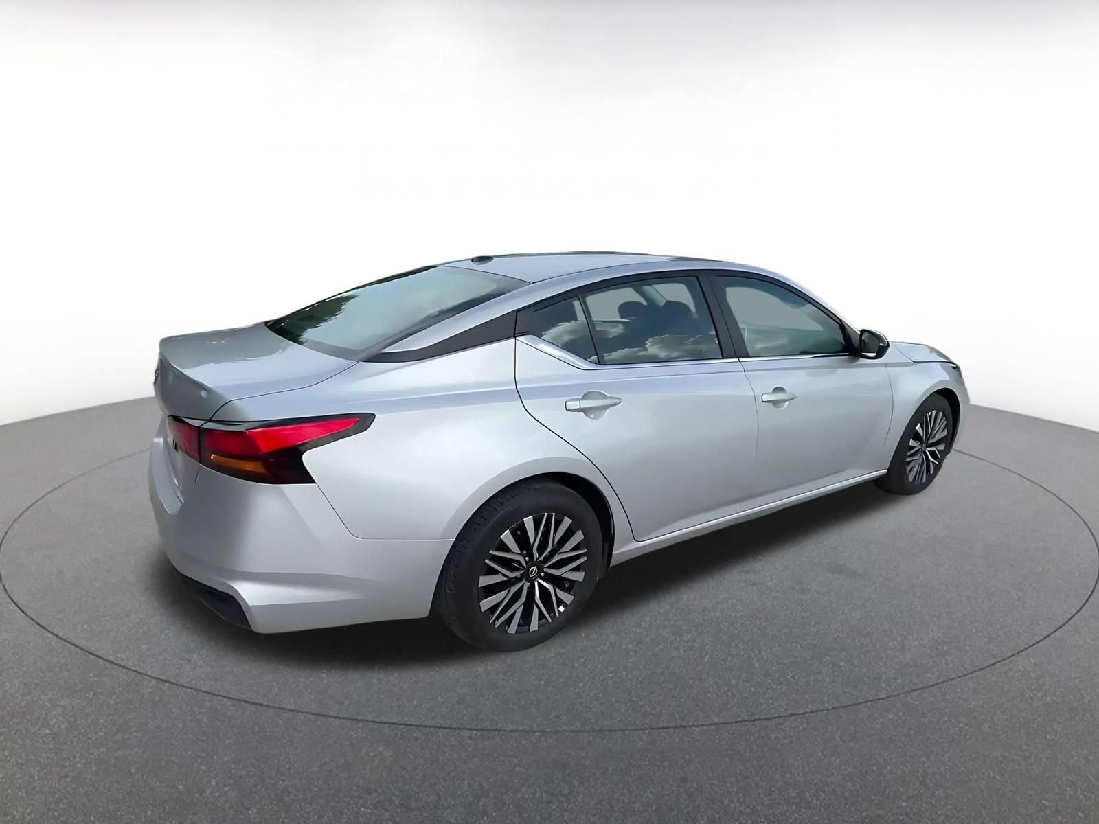 Thumbnail: 2026 Nissan Altima - 15