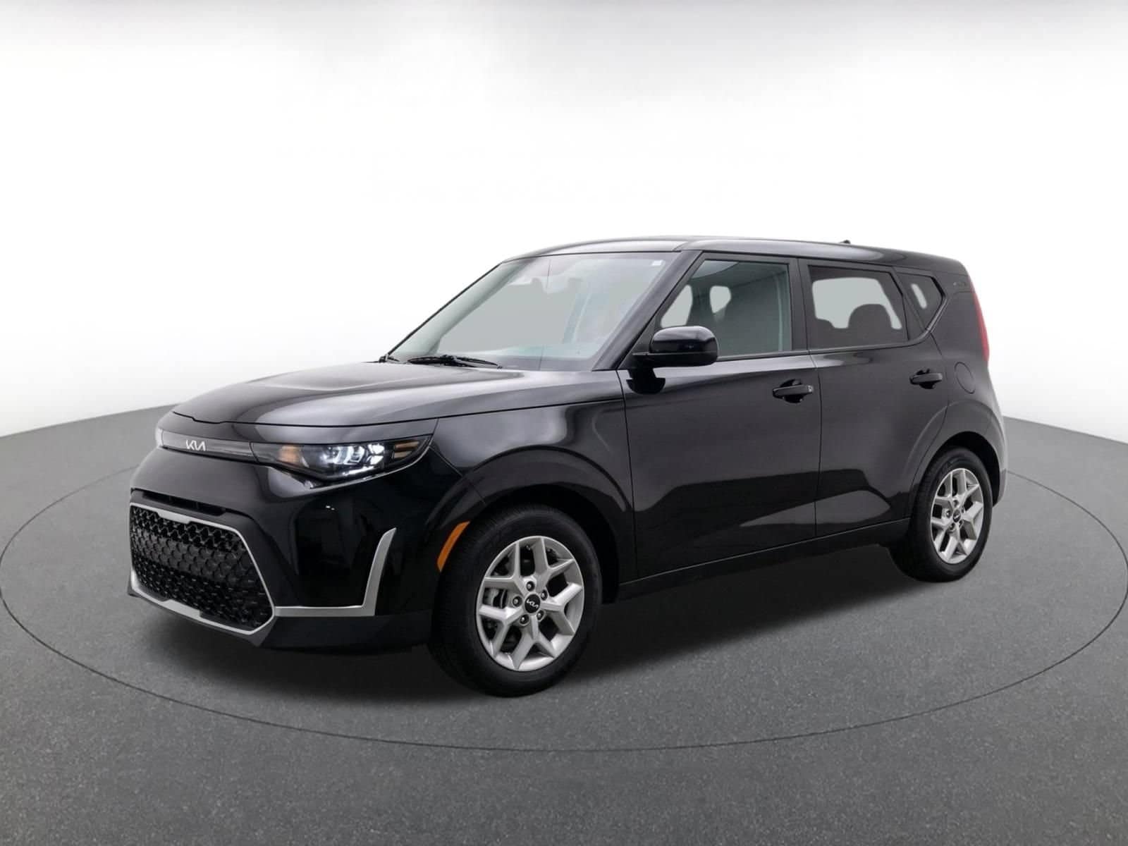 Thumbnail: 2025 Kia Soul - 3