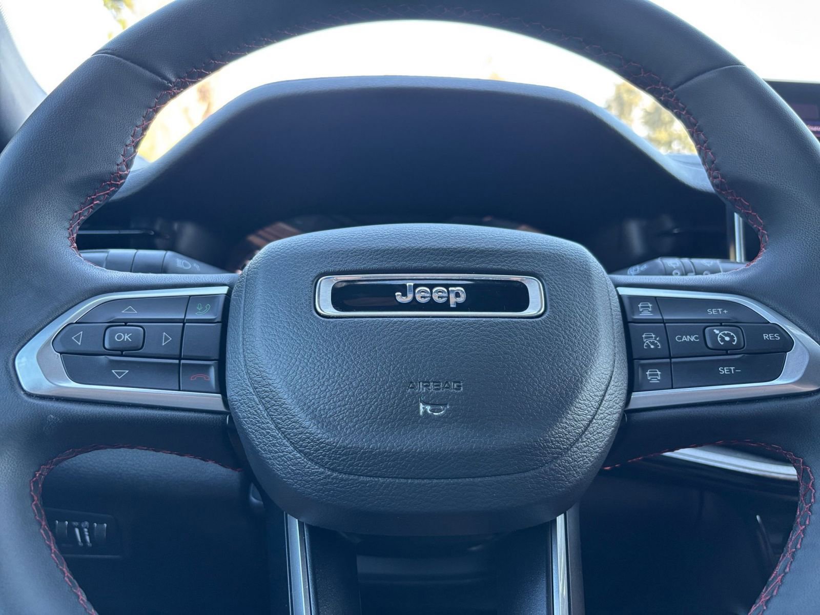 Thumbnail: 2025 Jeep Compass - 28