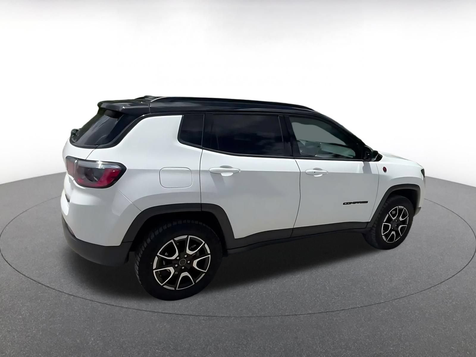 Thumbnail: 2025 Jeep Compass - 13