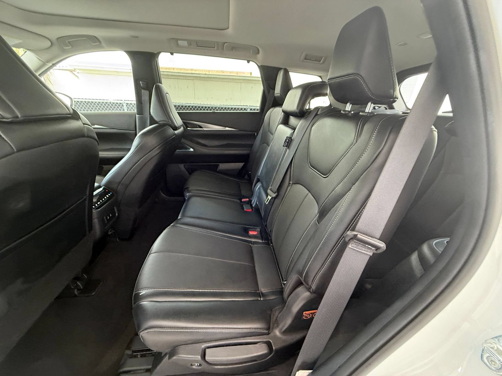 Thumbnail: 2026 INFINITI QX60 - 29