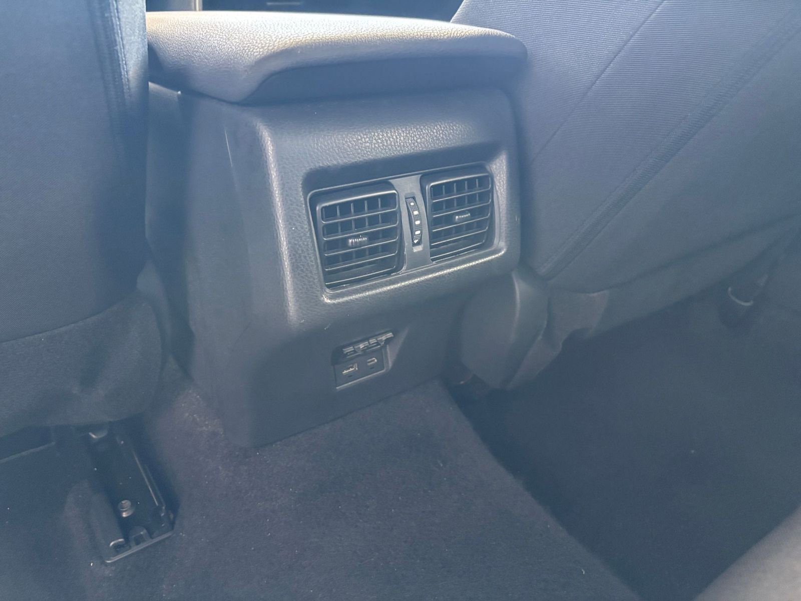 Thumbnail: 2025 Toyota Camry - 24