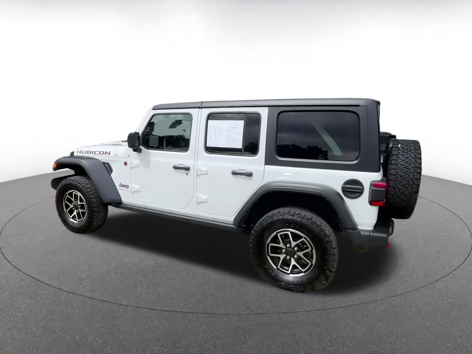 Thumbnail: 2025 Jeep Wrangler - 10