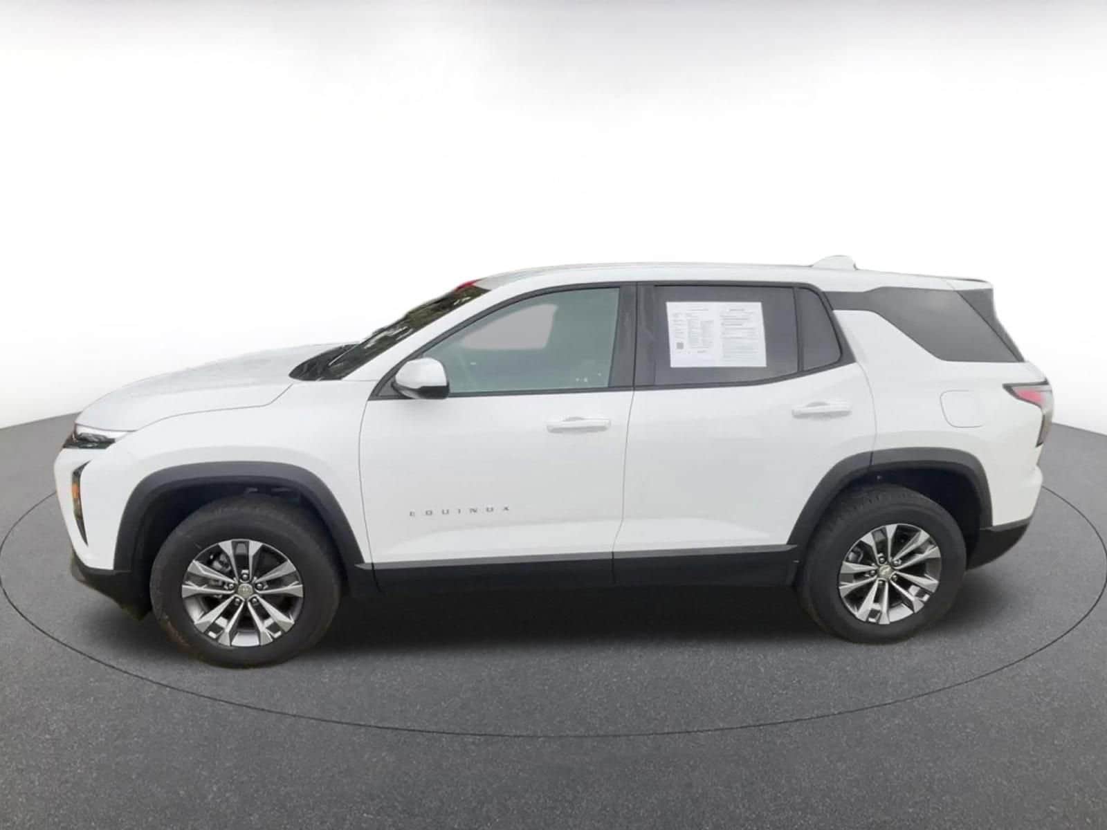 Thumbnail: 2025 Chevrolet Equinox - 9