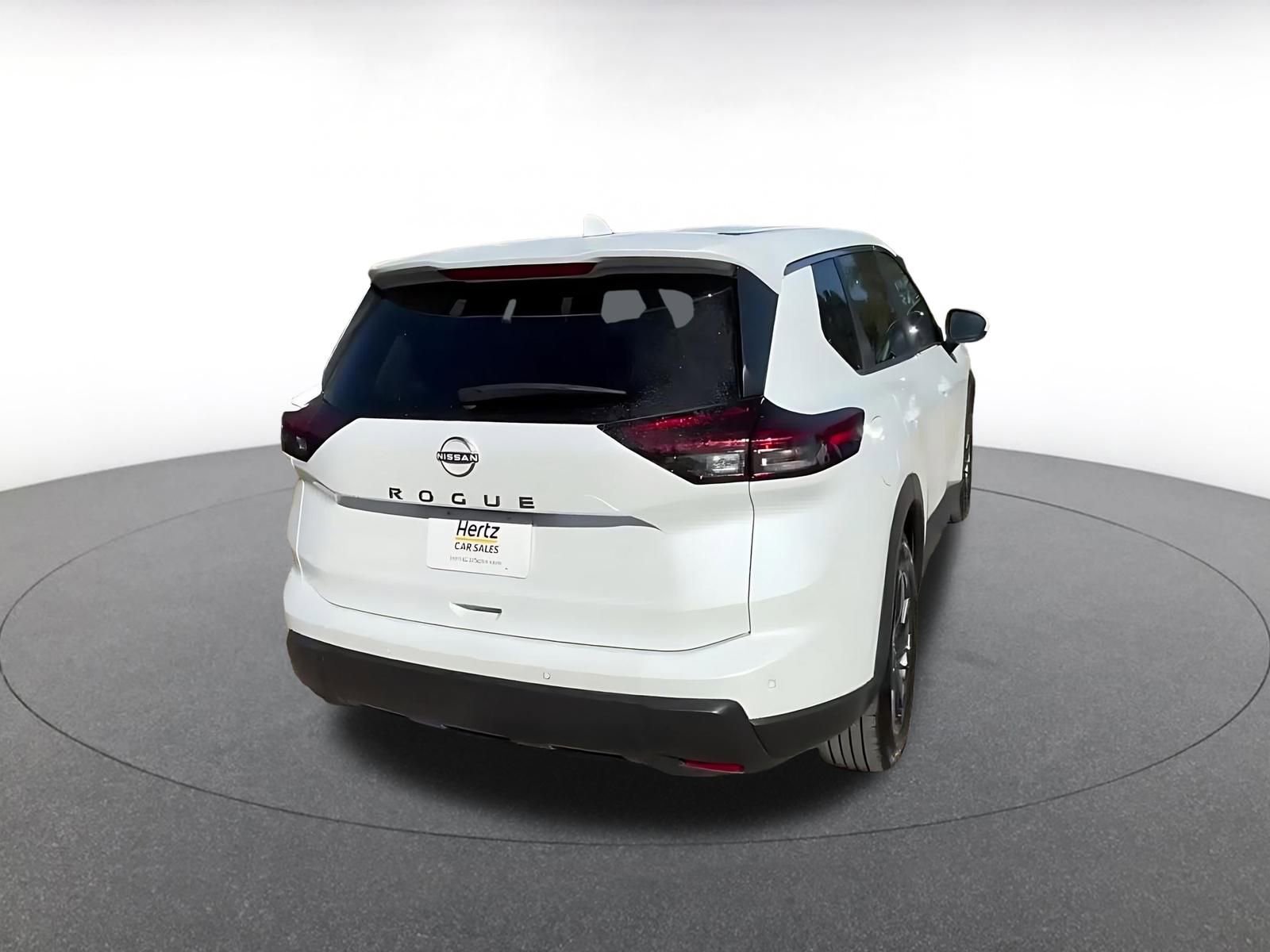 Thumbnail: 2025 Nissan Rogue - 14