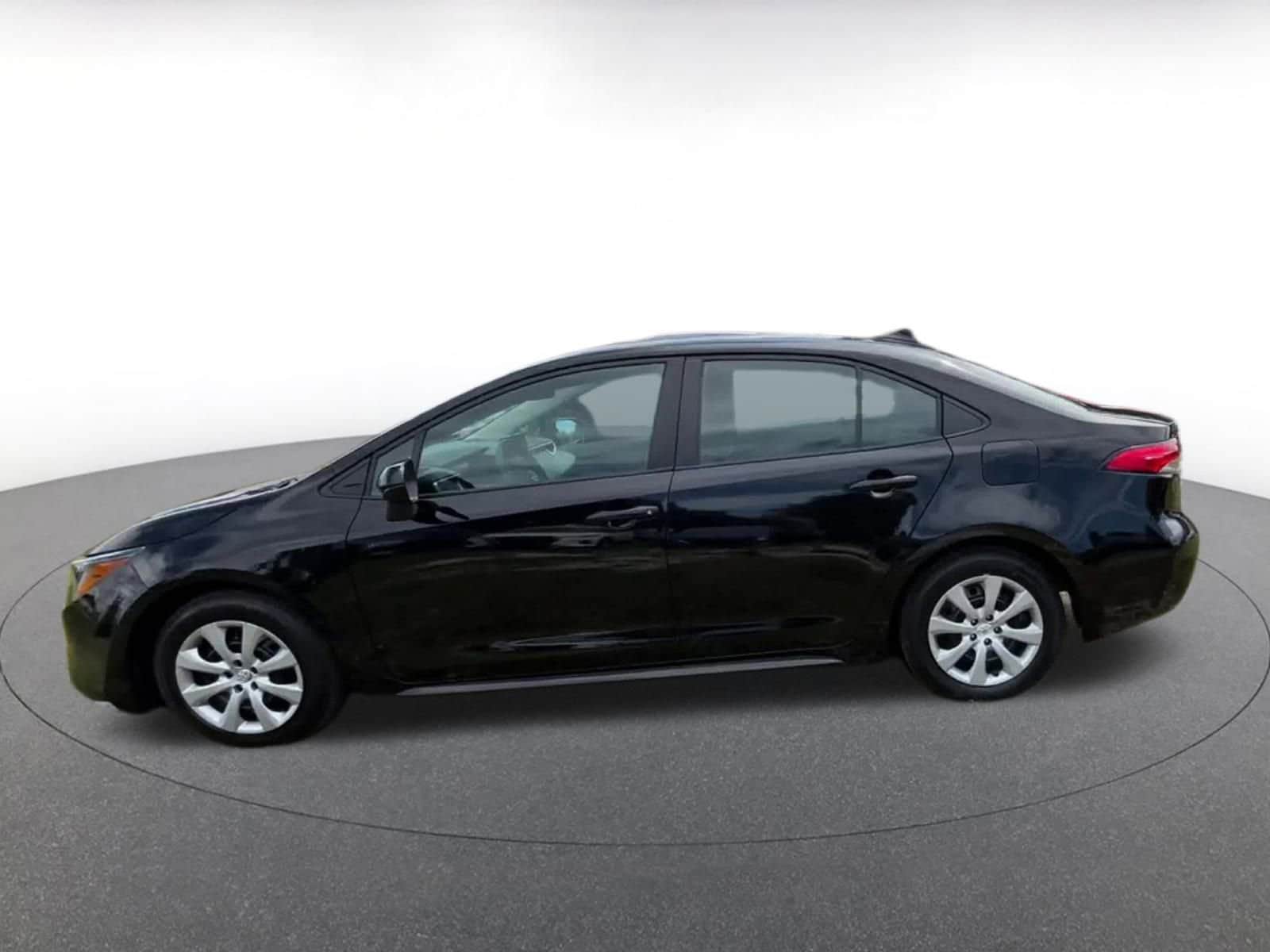 Thumbnail: 2023 Toyota Corolla - 9