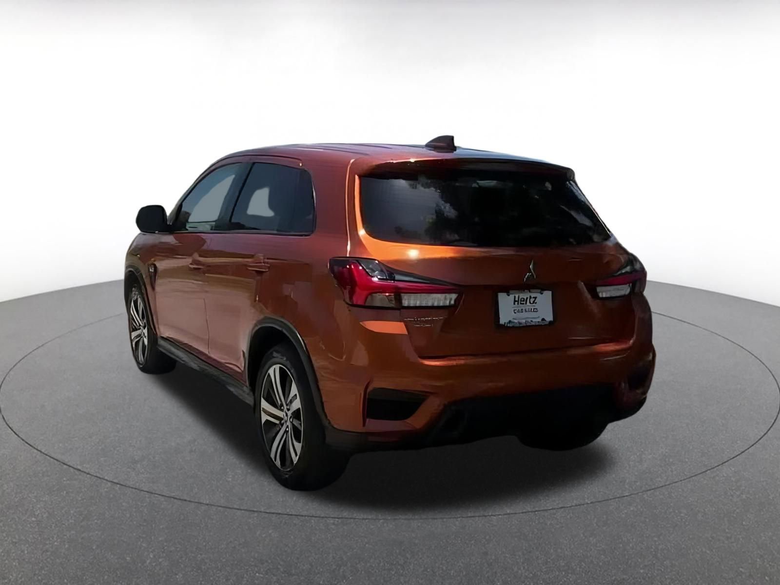 Thumbnail: 2022 Mitsubishi Outlander Sport - 9