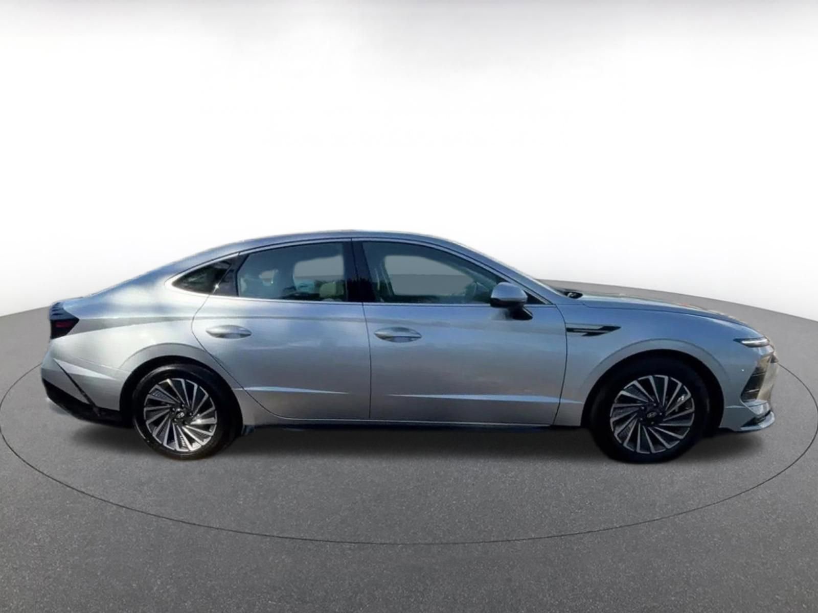 Thumbnail: 2025 Hyundai Sonata - 15