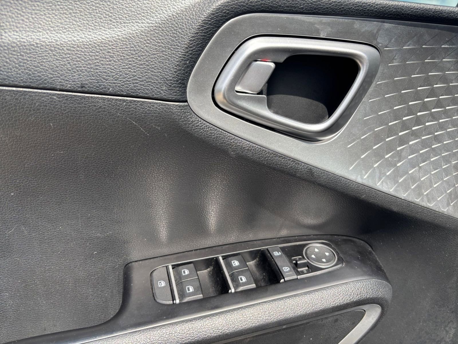 Thumbnail: 2025 Kia Soul - 18