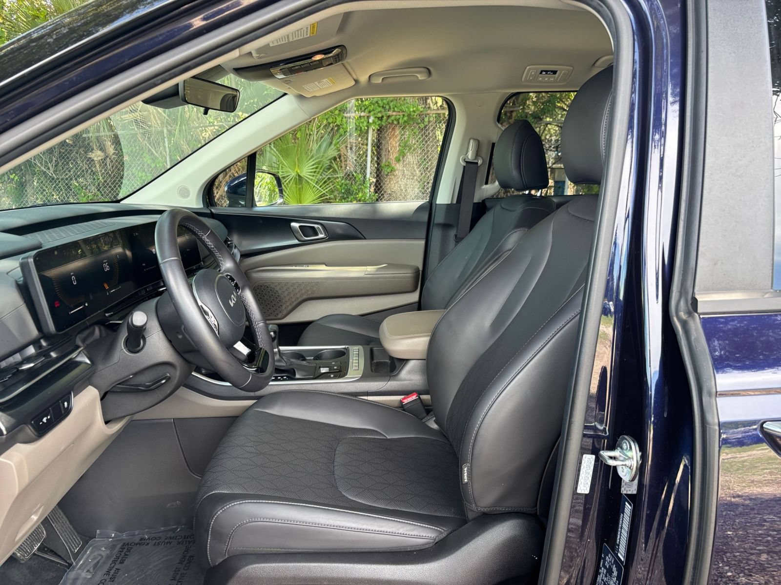 Thumbnail: 2026 Kia Carnival - 30